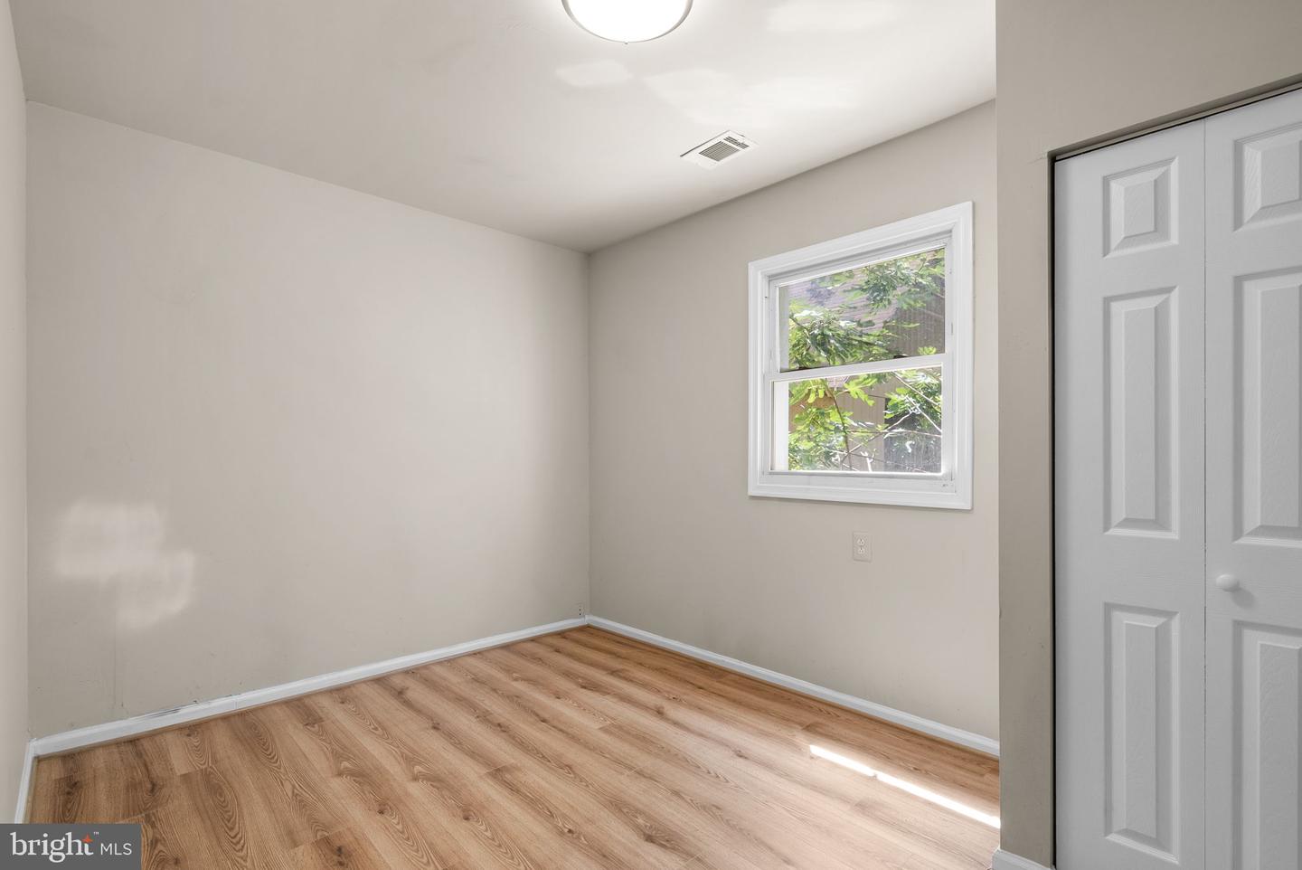 4035 GRANT ST NE, WASHINGTON, District Of Columbia 20019, 7 Bedrooms Bedrooms, ,4 BathroomsBathrooms,Residential,For sale,4035 GRANT ST NE,DCDC2211280 MLS # DCDC2211280