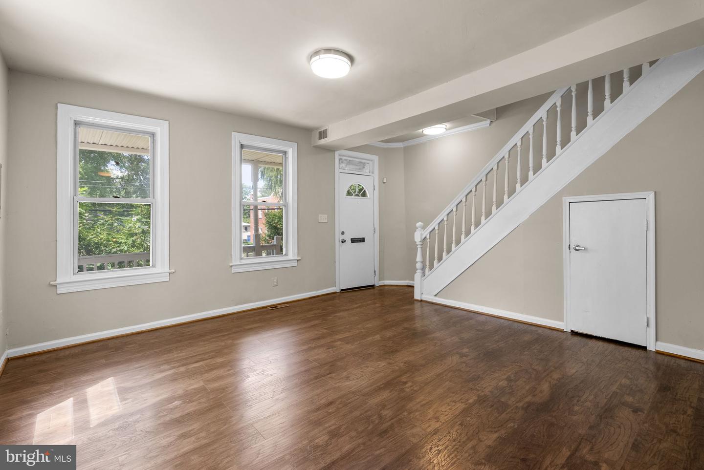 4035 GRANT ST NE, WASHINGTON, District Of Columbia 20019, 7 Bedrooms Bedrooms, ,4 BathroomsBathrooms,Residential,For sale,4035 GRANT ST NE,DCDC2211280 MLS # DCDC2211280