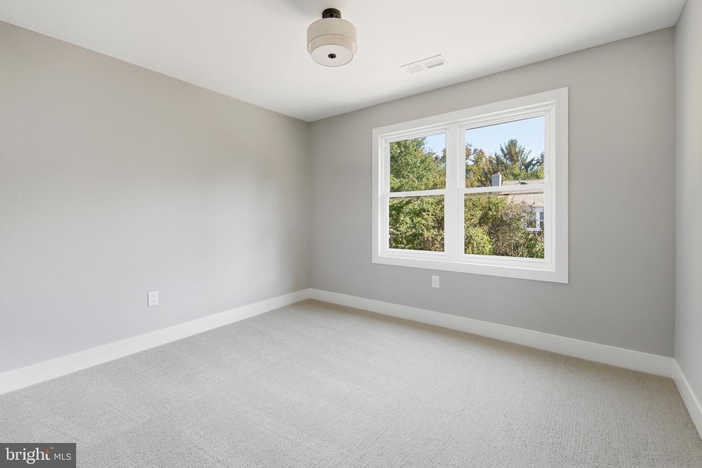 2615 LEMONTREE LN, VIENNA, Virginia 22181, 5 Bedrooms Bedrooms, ,3 BathroomsBathrooms,Residential,For sale,2615 LEMONTREE LN,VAFX2257148 MLS # VAFX2257148 2615 LEMONTREE LN, VIENNA, Virginia 22181, 5 Bedrooms Bedrooms, ,3 BathroomsBathrooms,Residential,For sale,2615 LEMONTREE LN,VAFX2257148 MLS # VAFX2257148