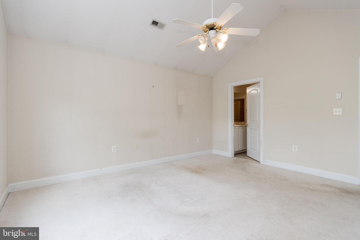 6255 AUTUMN LEAF DR, FREDERICKSBURG, Virginia 22407, 3 Bedrooms Bedrooms, ,2 BathroomsBathrooms,Residential,For sale,6255 AUTUMN LEAF DR,VASP2034904 MLS # VASP2034904