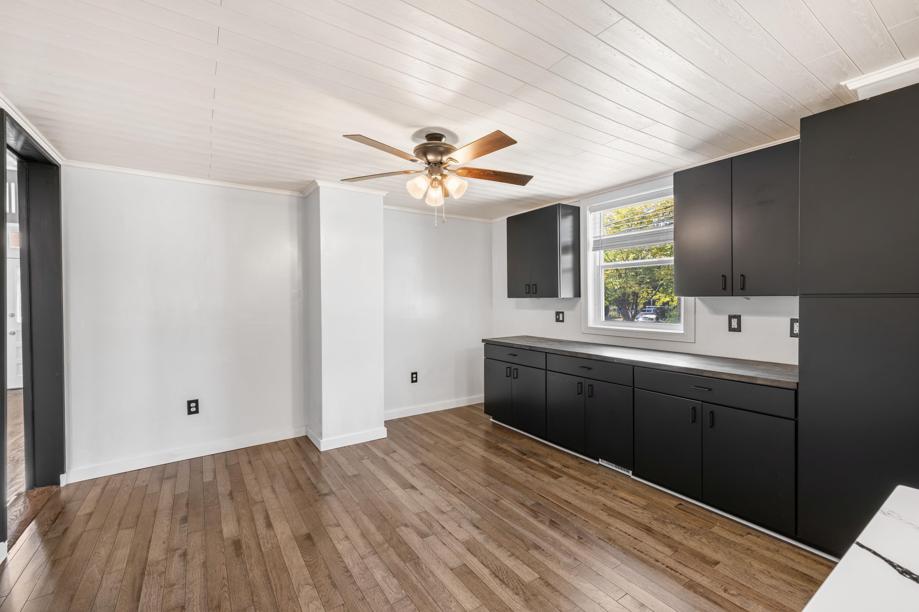 477 CHESTNUT AVE, WAYNESBORO, Virginia 22980, 4 Bedrooms Bedrooms, ,3 BathroomsBathrooms,Residential,477 CHESTNUT AVE,668979 MLS # 668979