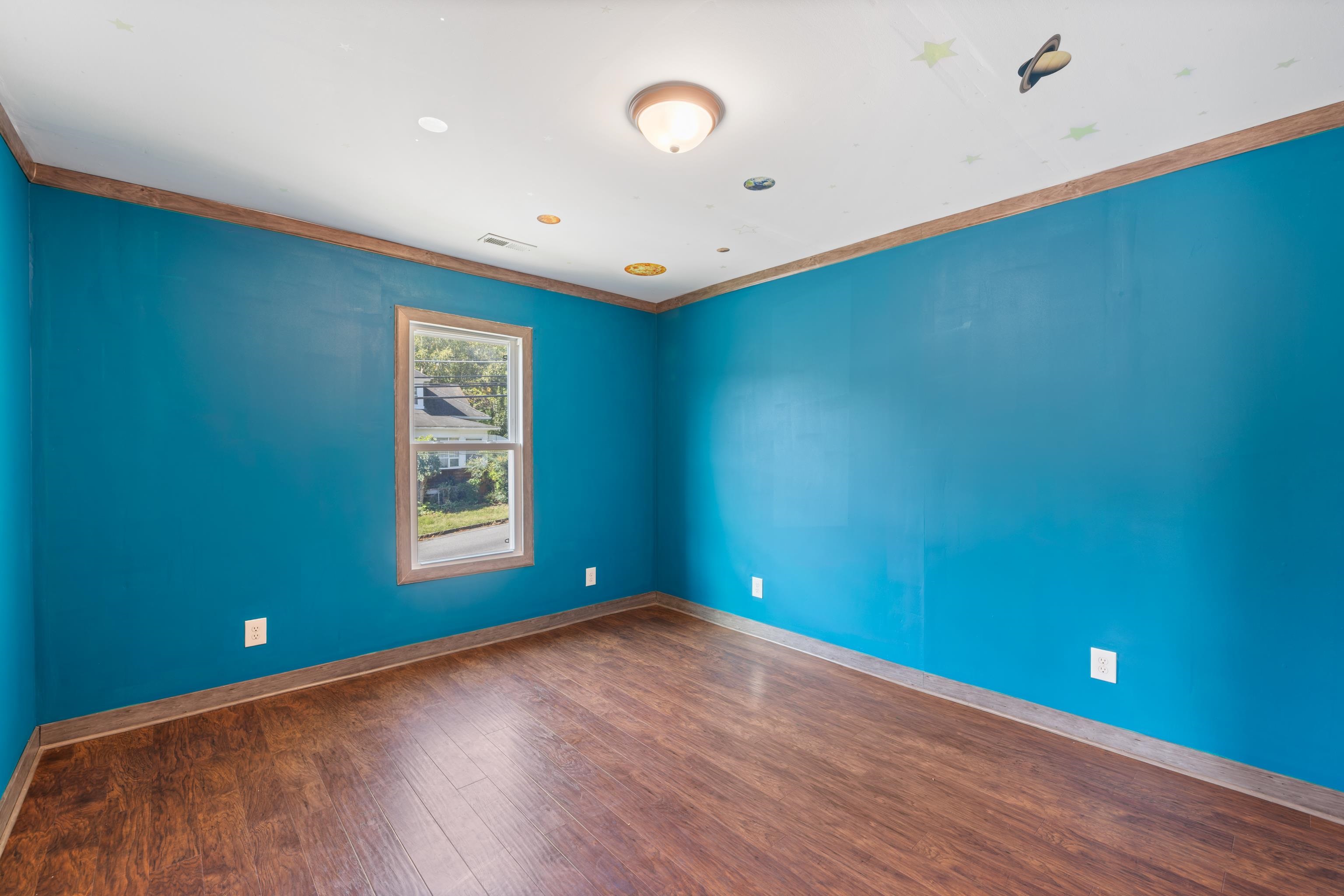 477 CHESTNUT AVE, WAYNESBORO, Virginia 22980, 4 Bedrooms Bedrooms, ,3 BathroomsBathrooms,Residential,477 CHESTNUT AVE,668979 MLS # 668979