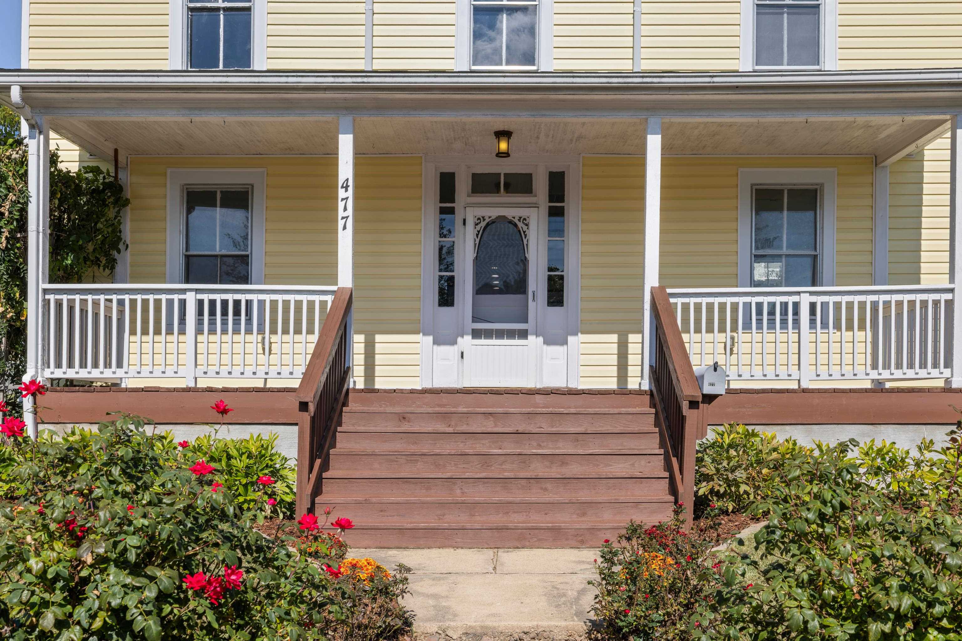 477 CHESTNUT AVE, WAYNESBORO, Virginia 22980, 4 Bedrooms Bedrooms, ,3 BathroomsBathrooms,Residential,477 CHESTNUT AVE,668979 MLS # 668979