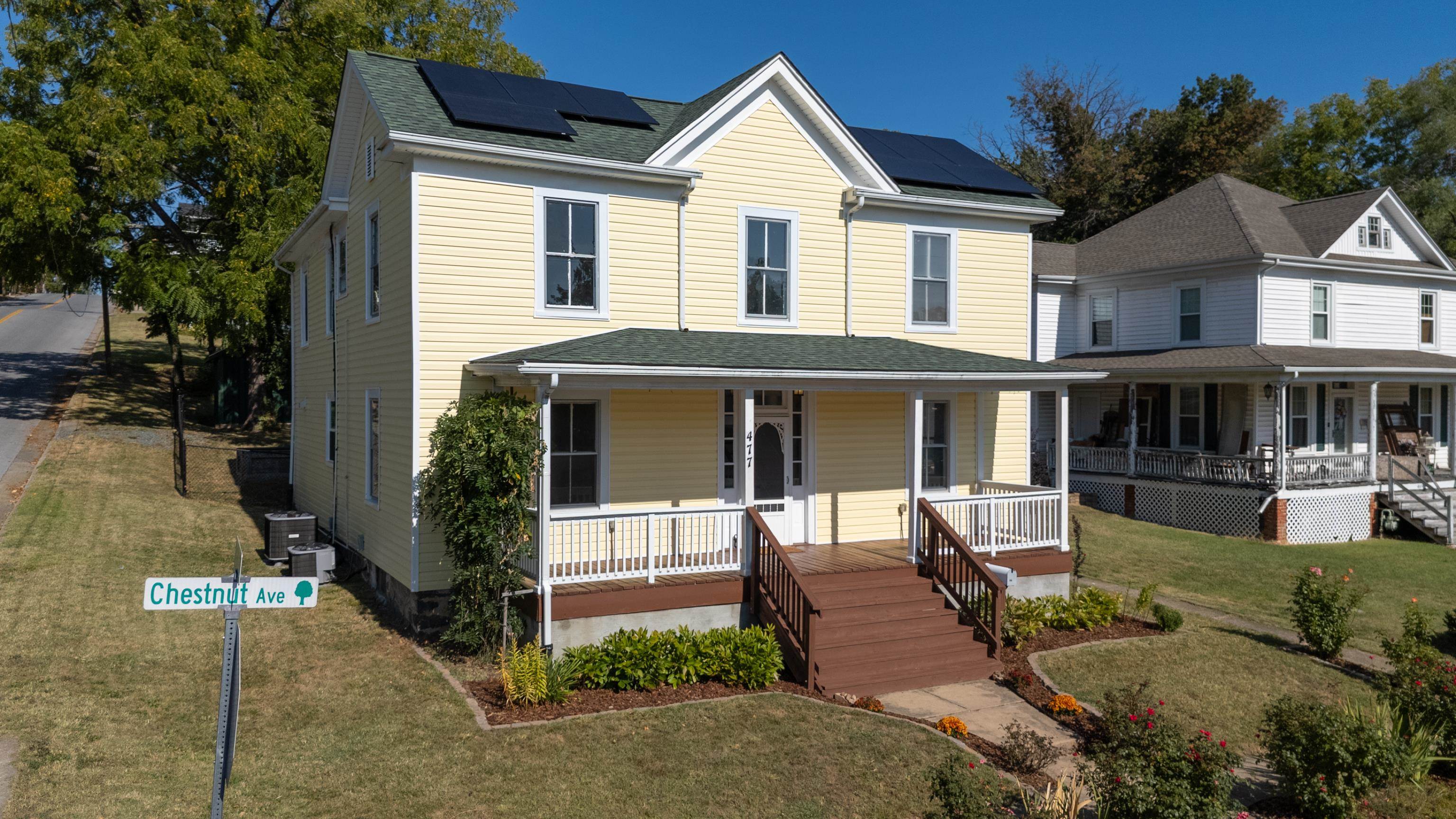 477 CHESTNUT AVE, WAYNESBORO, Virginia 22980, 4 Bedrooms Bedrooms, ,3 BathroomsBathrooms,Residential,477 CHESTNUT AVE,668979 MLS # 668979