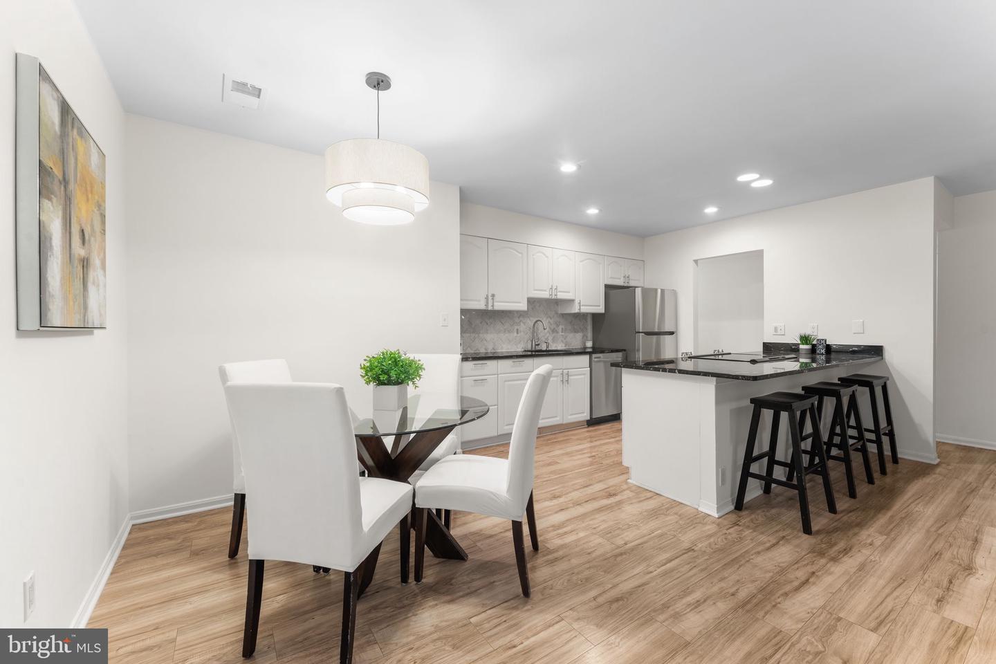 11401 TURNMILL LN, RESTON, Virginia 20191, 3 Bedrooms Bedrooms, 5 Rooms Rooms,2 BathroomsBathrooms,Residential,For sale,11401 TURNMILL LN,VAFX2265094 MLS # VAFX2265094