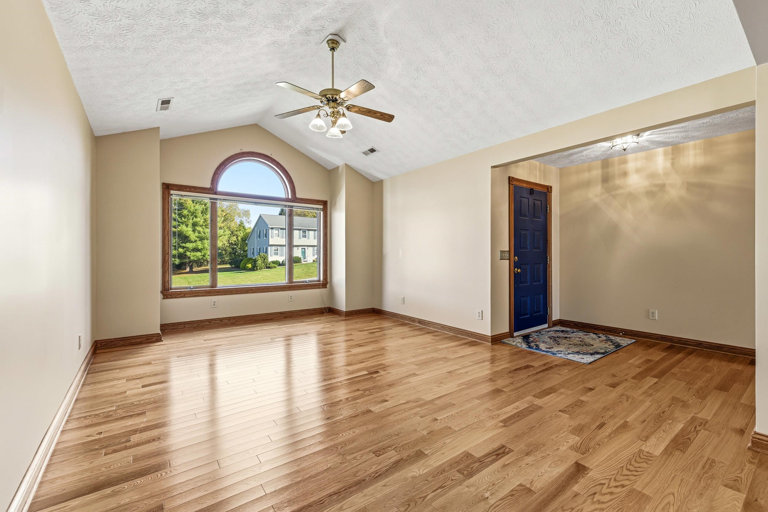 100 SUNBRIGHT DR, BRIDGEWATER, Virginia 22812, 3 Bedrooms Bedrooms, ,2 BathroomsBathrooms,Residential,100 SUNBRIGHT DR,670302 MLS # 670302