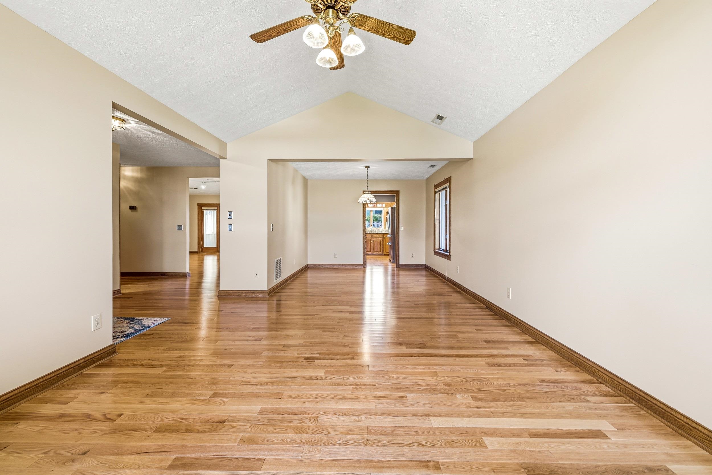 100 SUNBRIGHT DR, BRIDGEWATER, Virginia 22812, 3 Bedrooms Bedrooms, ,2 BathroomsBathrooms,Residential,100 SUNBRIGHT DR,670302 MLS # 670302