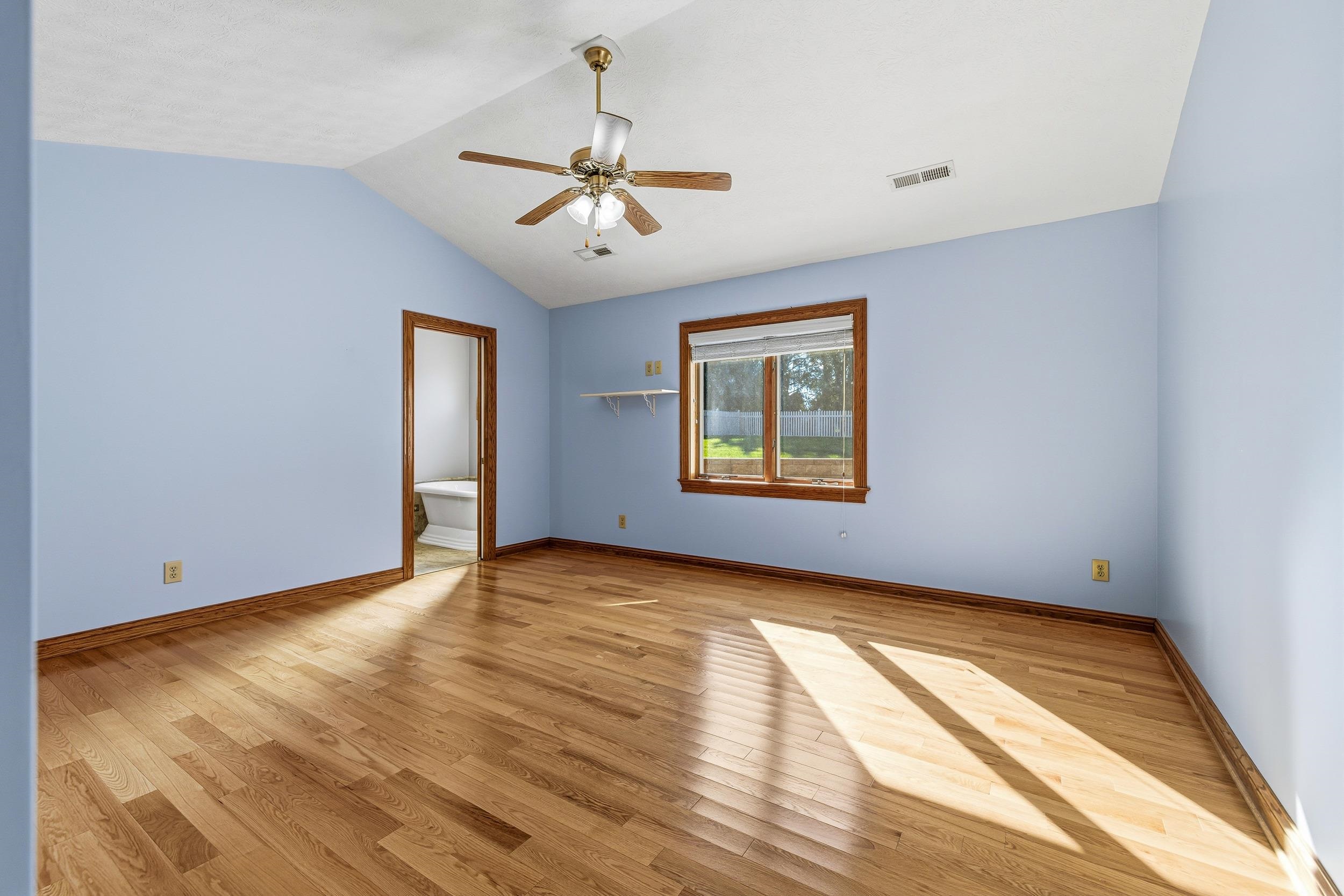 100 SUNBRIGHT DR, BRIDGEWATER, Virginia 22812, 3 Bedrooms Bedrooms, ,2 BathroomsBathrooms,Residential,100 SUNBRIGHT DR,670302 MLS # 670302