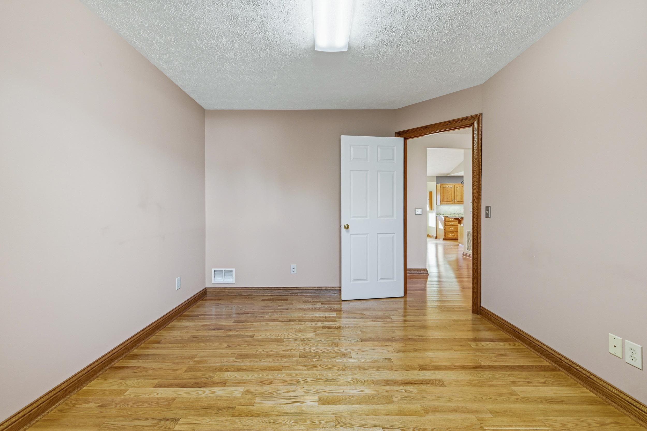 100 SUNBRIGHT DR, BRIDGEWATER, Virginia 22812, 3 Bedrooms Bedrooms, ,2 BathroomsBathrooms,Residential,100 SUNBRIGHT DR,670302 MLS # 670302