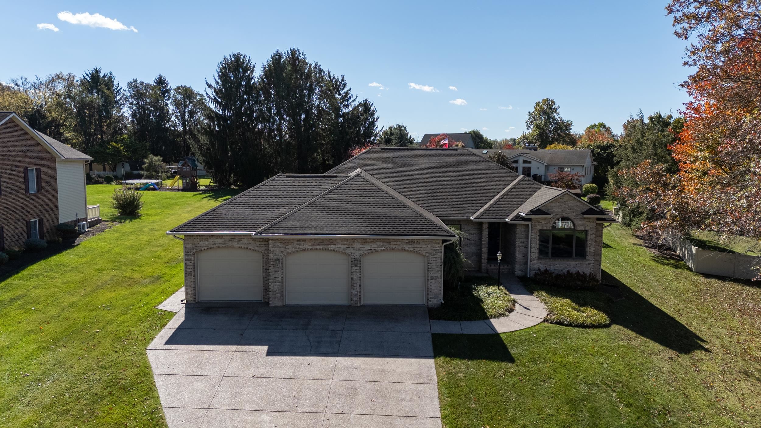 100 SUNBRIGHT DR, BRIDGEWATER, Virginia 22812, 3 Bedrooms Bedrooms, ,2 BathroomsBathrooms,Residential,100 SUNBRIGHT DR,670302 MLS # 670302