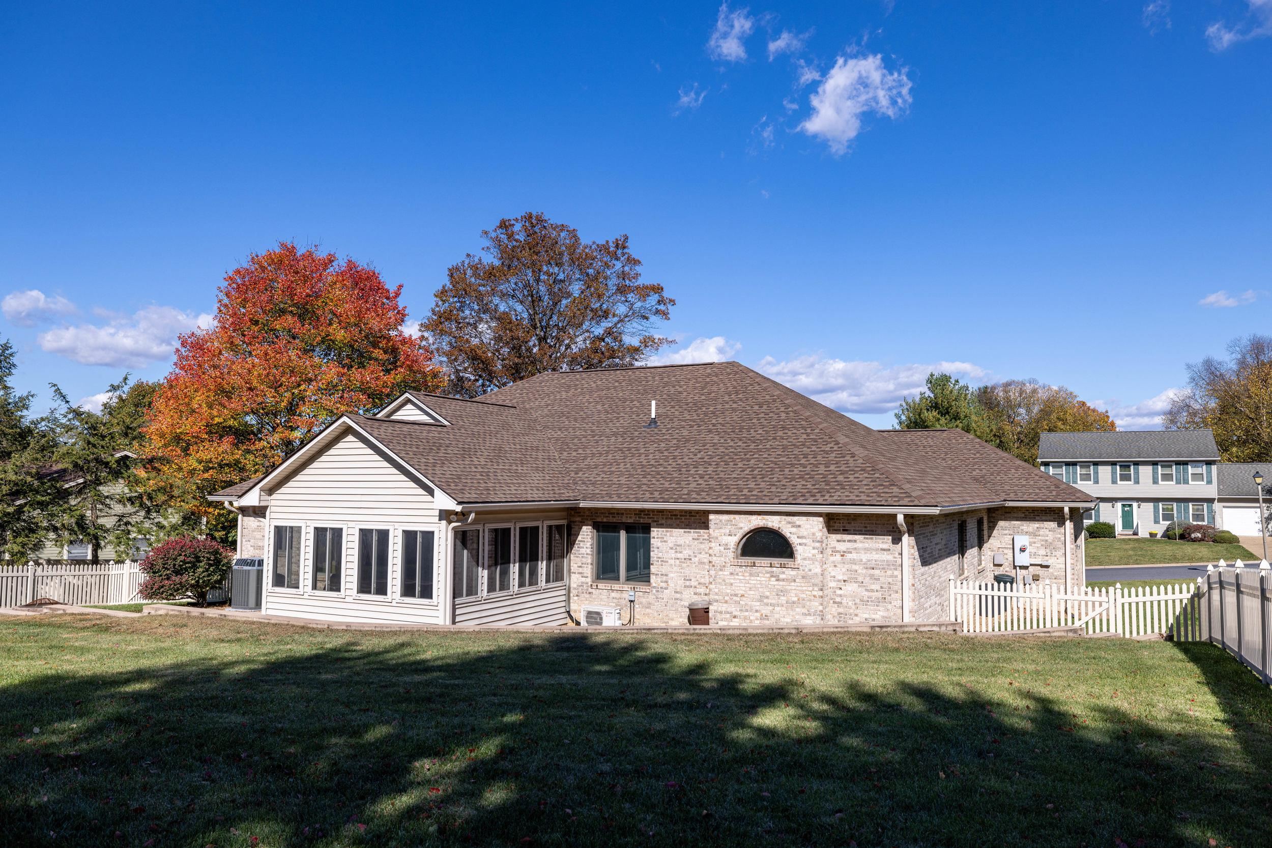 100 SUNBRIGHT DR, BRIDGEWATER, Virginia 22812, 3 Bedrooms Bedrooms, ,2 BathroomsBathrooms,Residential,100 SUNBRIGHT DR,670302 MLS # 670302