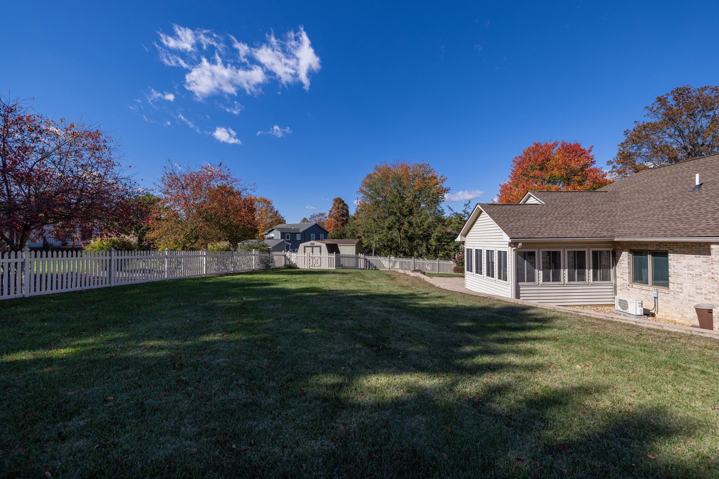 100 SUNBRIGHT DR, BRIDGEWATER, Virginia 22812, 3 Bedrooms Bedrooms, ,2 BathroomsBathrooms,Residential,100 SUNBRIGHT DR,670302 MLS # 670302
