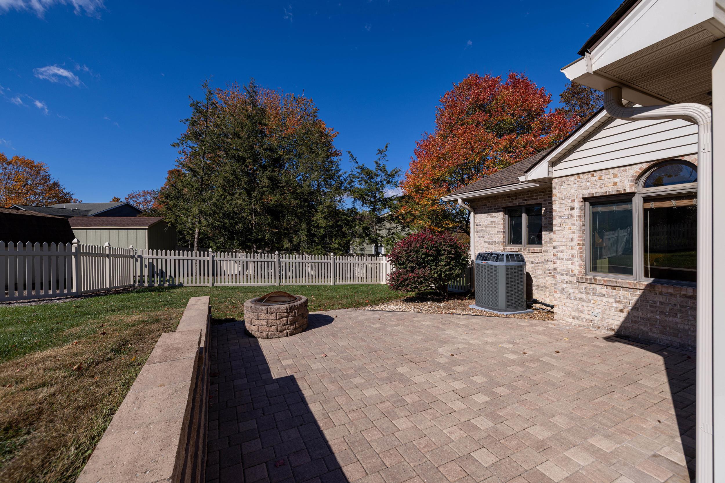 100 SUNBRIGHT DR, BRIDGEWATER, Virginia 22812, 3 Bedrooms Bedrooms, ,2 BathroomsBathrooms,Residential,100 SUNBRIGHT DR,670302 MLS # 670302