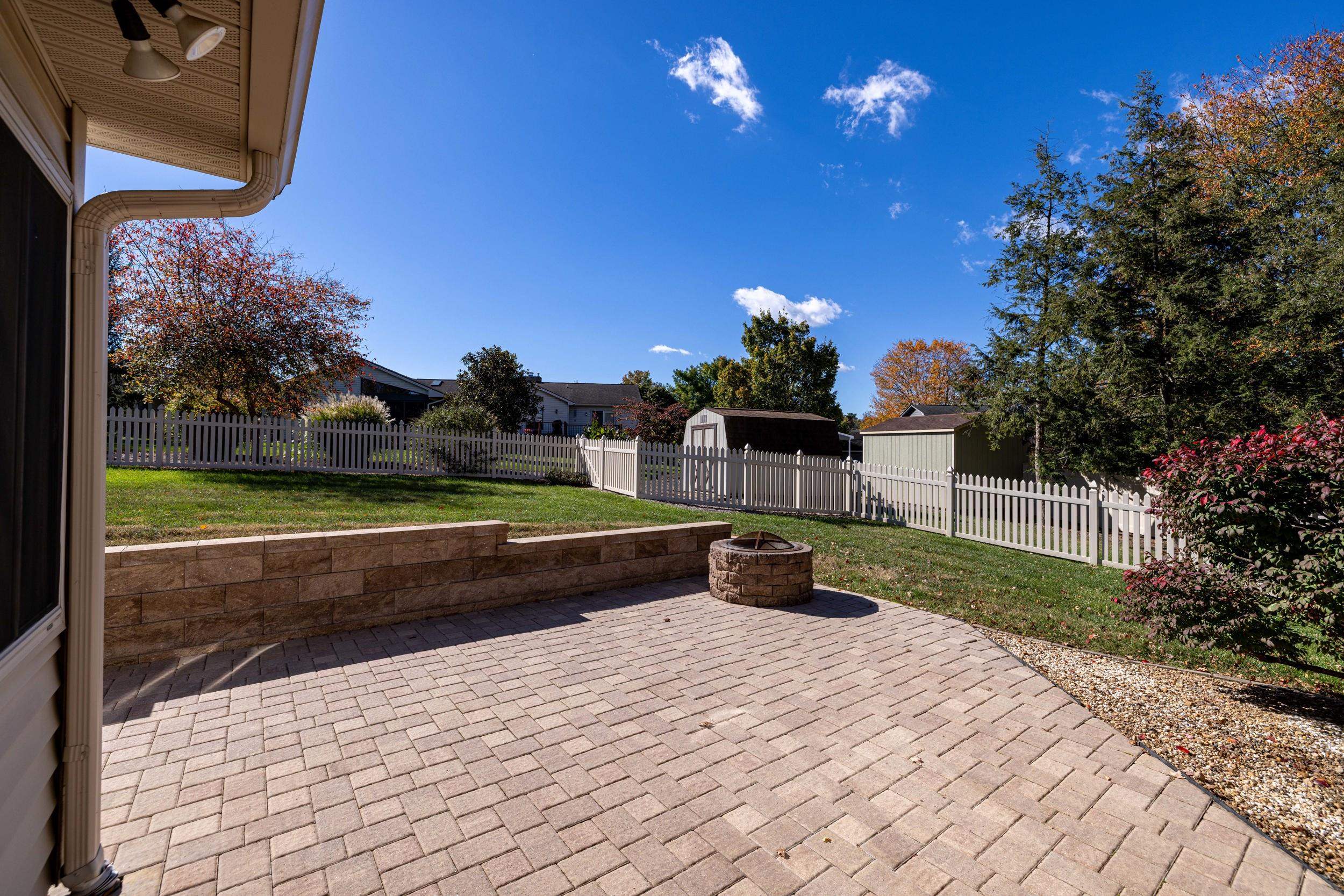 100 SUNBRIGHT DR, BRIDGEWATER, Virginia 22812, 3 Bedrooms Bedrooms, ,2 BathroomsBathrooms,Residential,100 SUNBRIGHT DR,670302 MLS # 670302