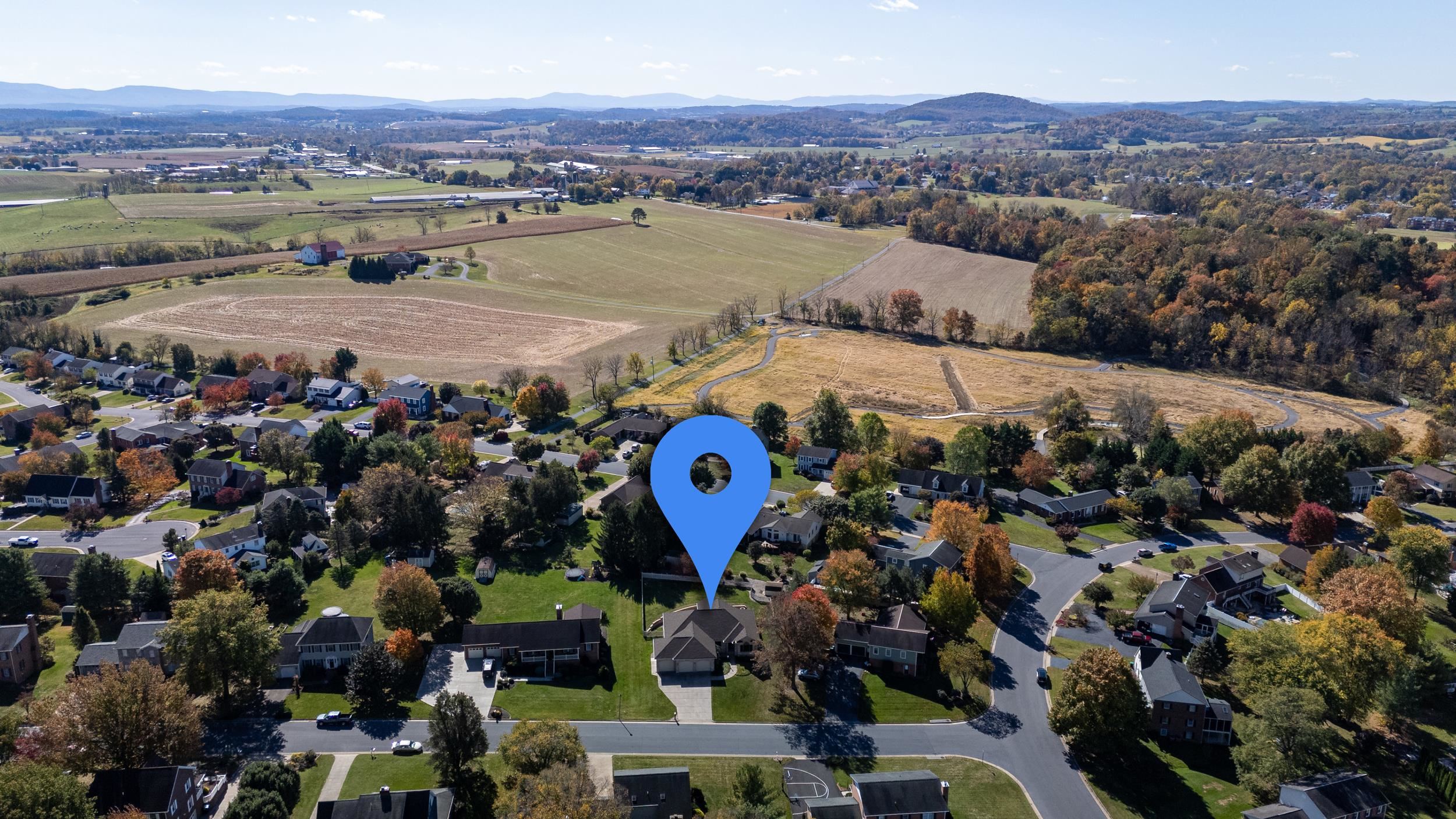 100 SUNBRIGHT DR, BRIDGEWATER, Virginia 22812, 3 Bedrooms Bedrooms, ,2 BathroomsBathrooms,Residential,100 SUNBRIGHT DR,670302 MLS # 670302