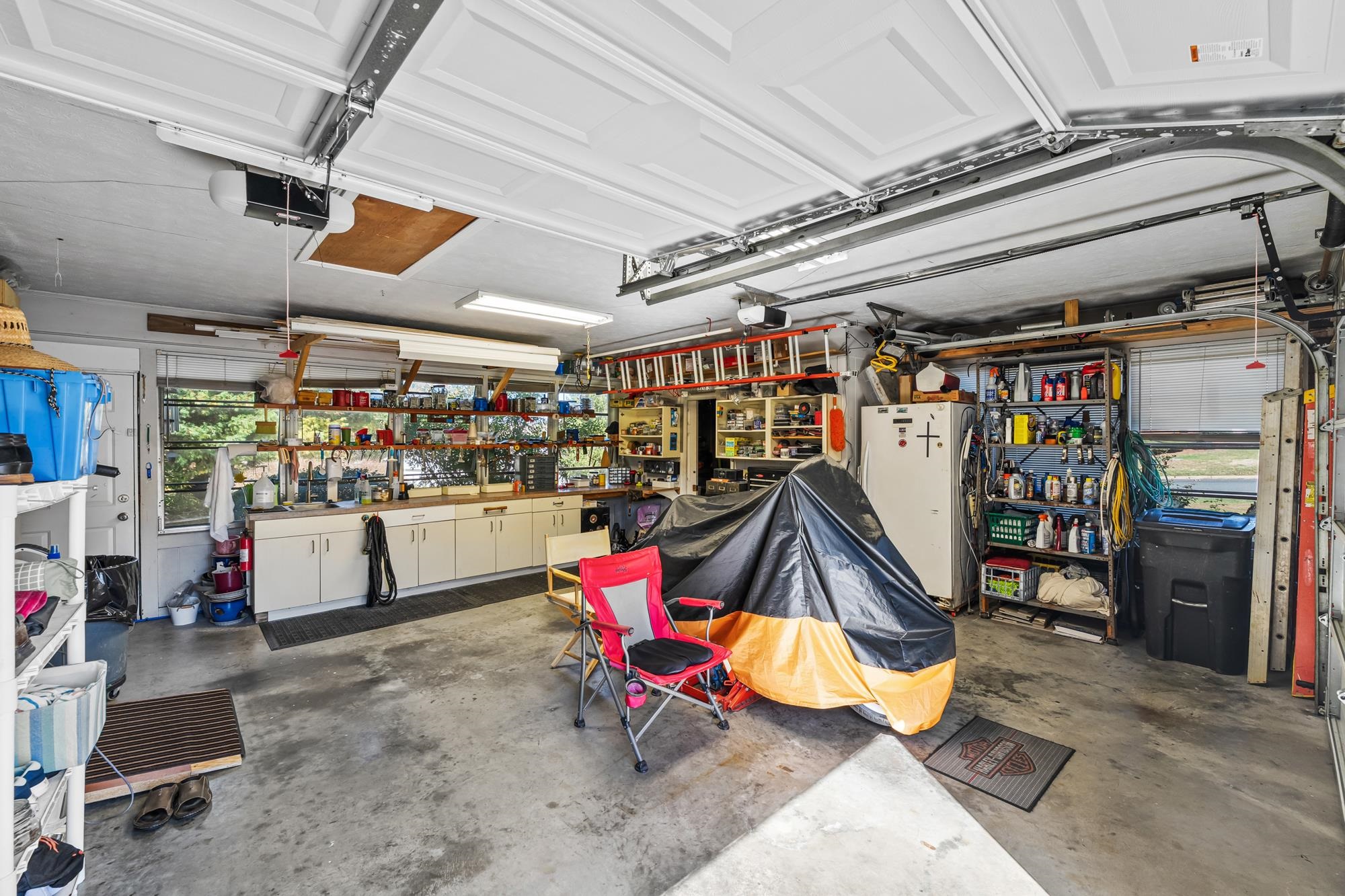 oversized 2 car garage with extra storage