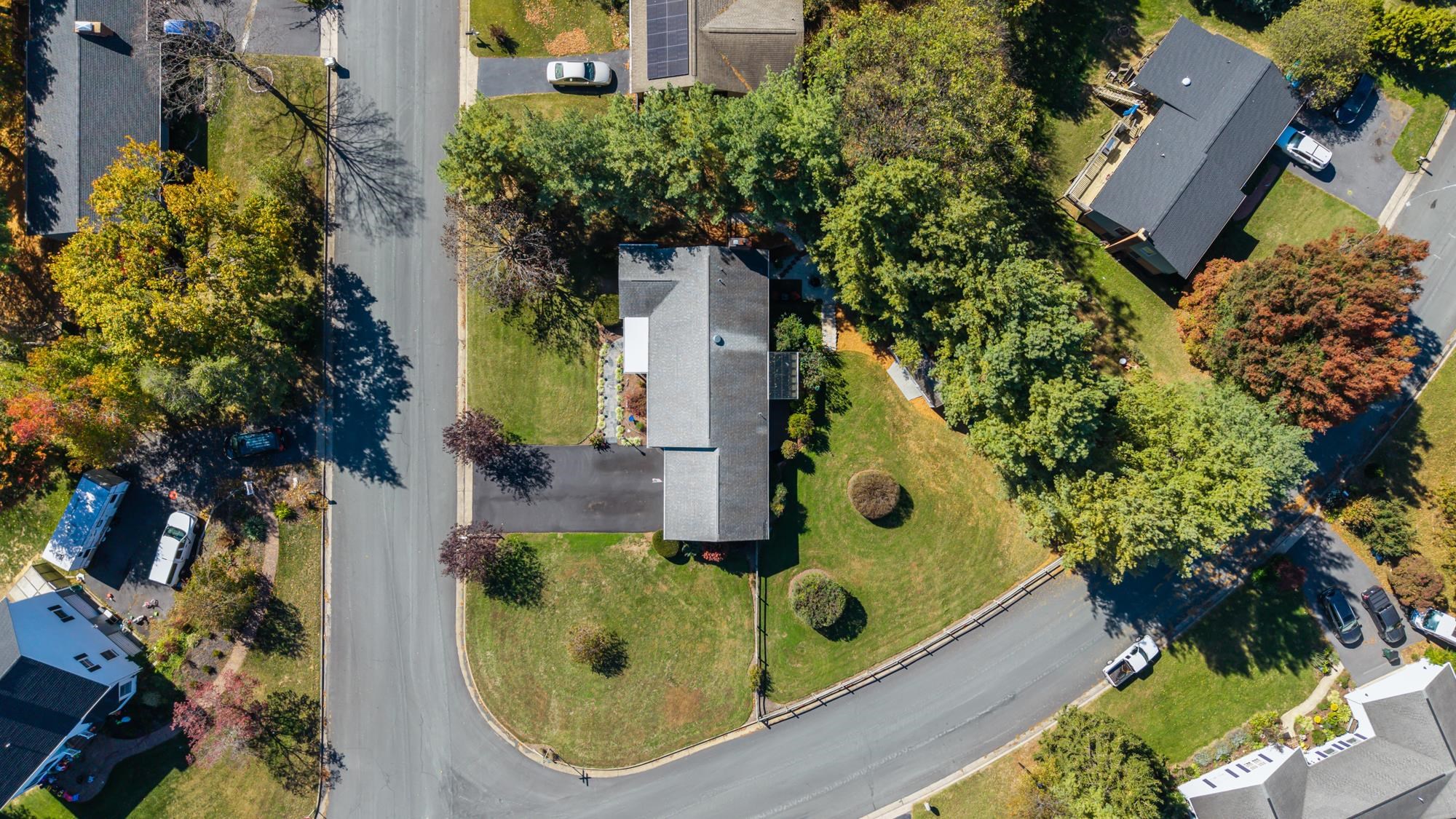 9 S COBBLESTONE CT, FISHERSVILLE, Virginia 22939, 4 Bedrooms Bedrooms, ,2 BathroomsBathrooms,Residential,Impeccable 1 level home with a full finished basem,9 S COBBLESTONE CT,670322 MLS # 670322