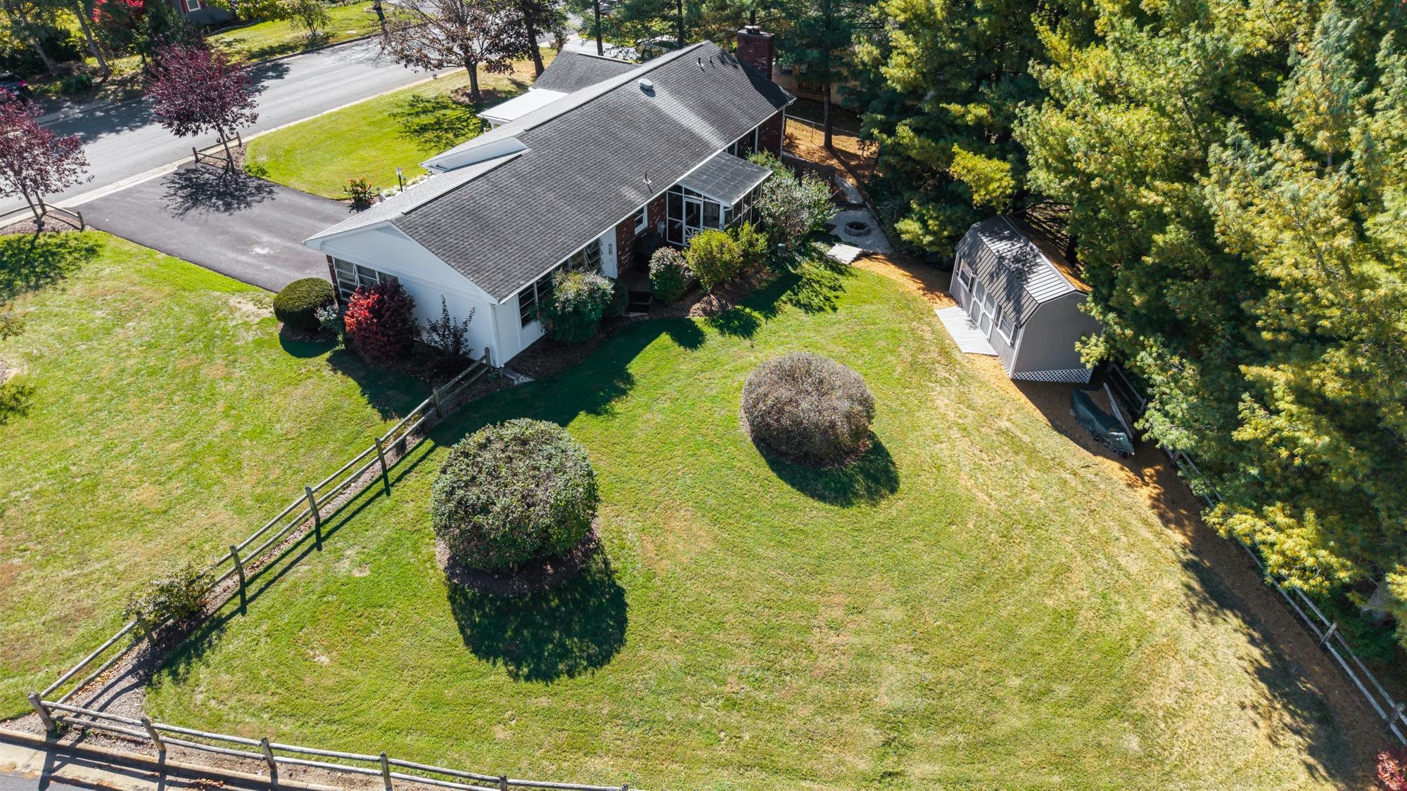 9 S COBBLESTONE CT, FISHERSVILLE, Virginia 22939, 4 Bedrooms Bedrooms, ,2 BathroomsBathrooms,Residential,Impeccable 1 level home with a full finished basem,9 S COBBLESTONE CT,670322 MLS # 670322