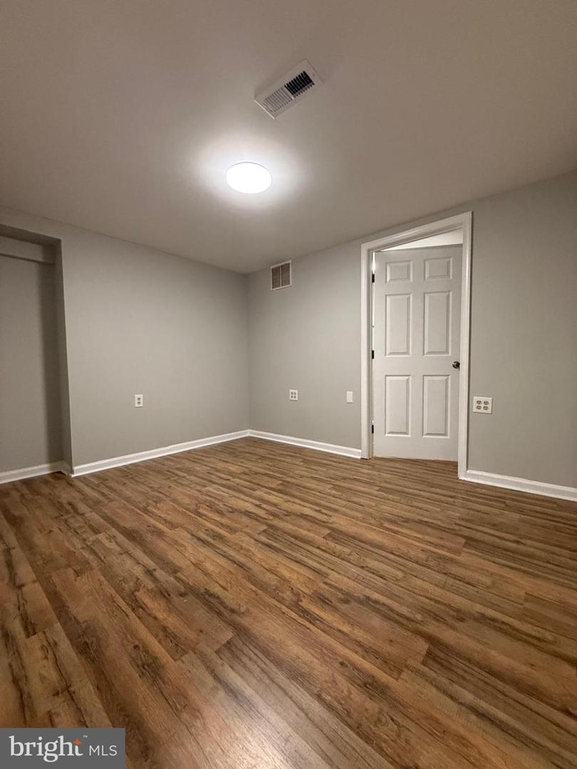 1112 CHAPLIN ST SE, WASHINGTON, District Of Columbia 20019, 3 Bedrooms Bedrooms, 6 Rooms Rooms,1 BathroomBathrooms,Residential,For sale,1112 CHAPLIN ST SE,DCDC2222408 MLS # DCDC2222408