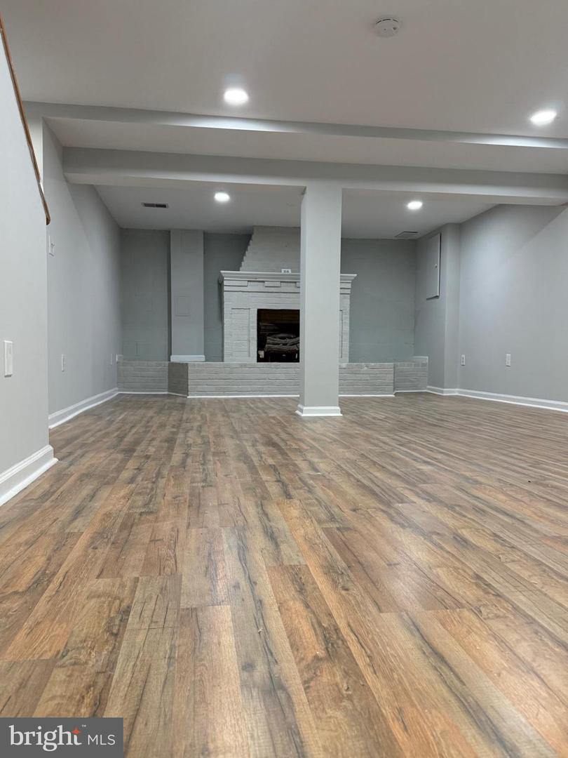 1112 CHAPLIN ST SE, WASHINGTON, District Of Columbia 20019, 3 Bedrooms Bedrooms, 6 Rooms Rooms,1 BathroomBathrooms,Residential,For sale,1112 CHAPLIN ST SE,DCDC2222408 MLS # DCDC2222408