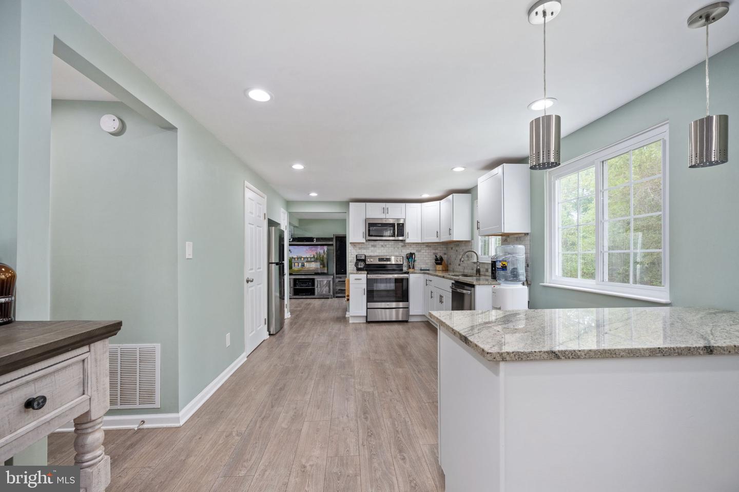 15 SAINT PATRICK ST, FREDERICKSBURG, Virginia 22407, 4 Bedrooms Bedrooms, 7 Rooms Rooms,2 BathroomsBathrooms,Residential,For sale,15 SAINT PATRICK ST,VASP2036466 MLS # VASP2036466