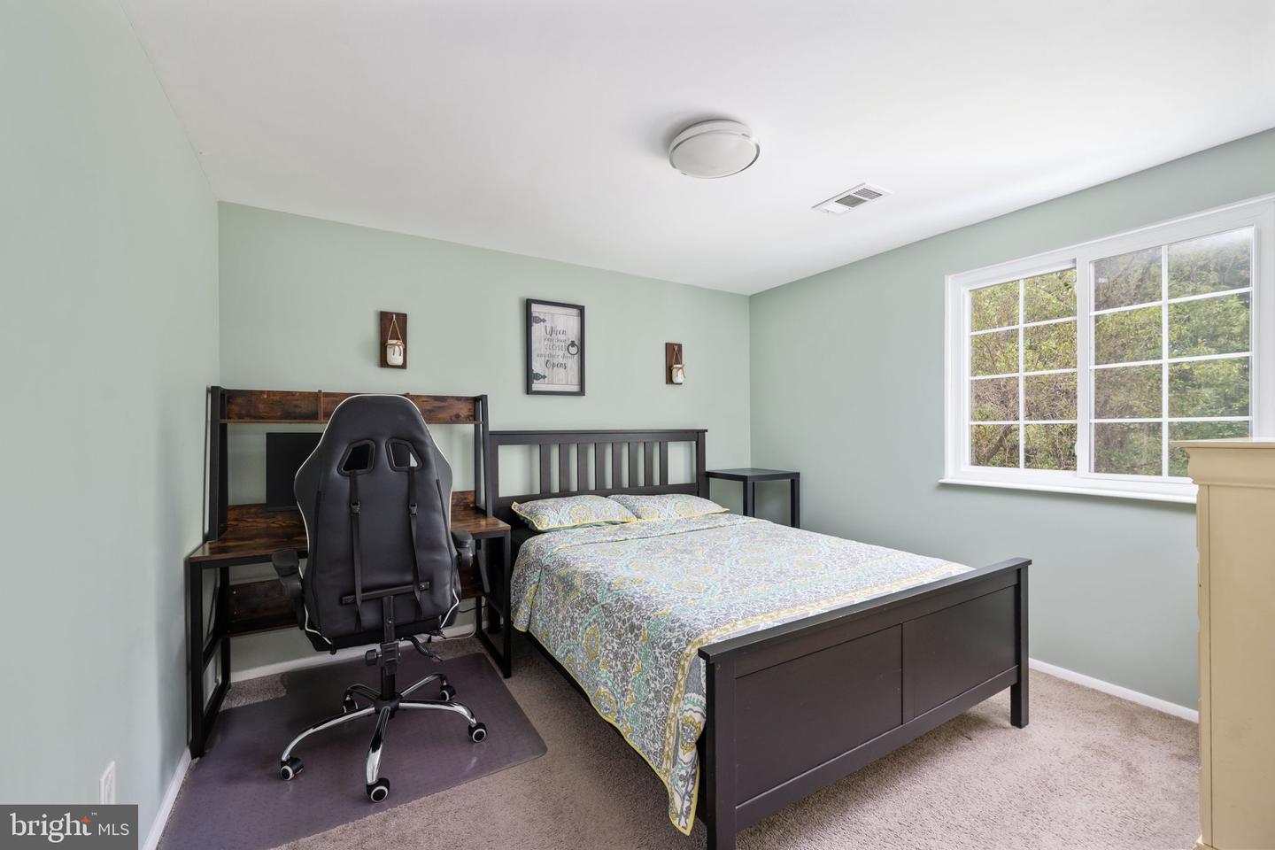 15 SAINT PATRICK ST, FREDERICKSBURG, Virginia 22407, 4 Bedrooms Bedrooms, 7 Rooms Rooms,2 BathroomsBathrooms,Residential,For sale,15 SAINT PATRICK ST,VASP2036466 MLS # VASP2036466