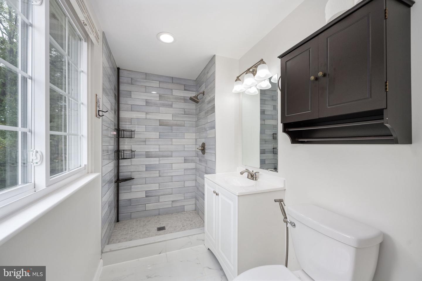 15 SAINT PATRICK ST, FREDERICKSBURG, Virginia 22407, 4 Bedrooms Bedrooms, 7 Rooms Rooms,2 BathroomsBathrooms,Residential,For sale,15 SAINT PATRICK ST,VASP2036466 MLS # VASP2036466