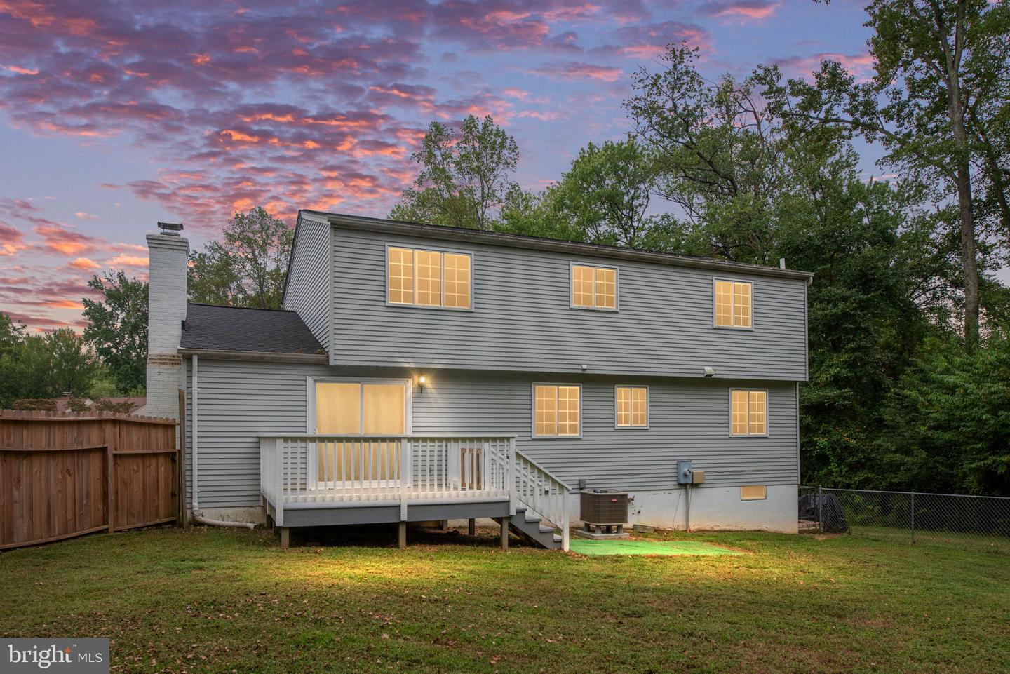 15 SAINT PATRICK ST, FREDERICKSBURG, Virginia 22407, 4 Bedrooms Bedrooms, 7 Rooms Rooms,2 BathroomsBathrooms,Residential,For sale,15 SAINT PATRICK ST,VASP2036466 MLS # VASP2036466