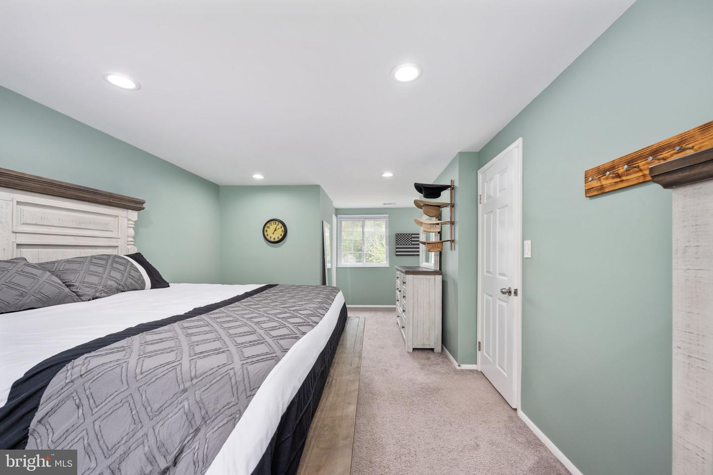 15 SAINT PATRICK ST, FREDERICKSBURG, Virginia 22407, 4 Bedrooms Bedrooms, 7 Rooms Rooms,2 BathroomsBathrooms,Residential,For sale,15 SAINT PATRICK ST,VASP2036466 MLS # VASP2036466
