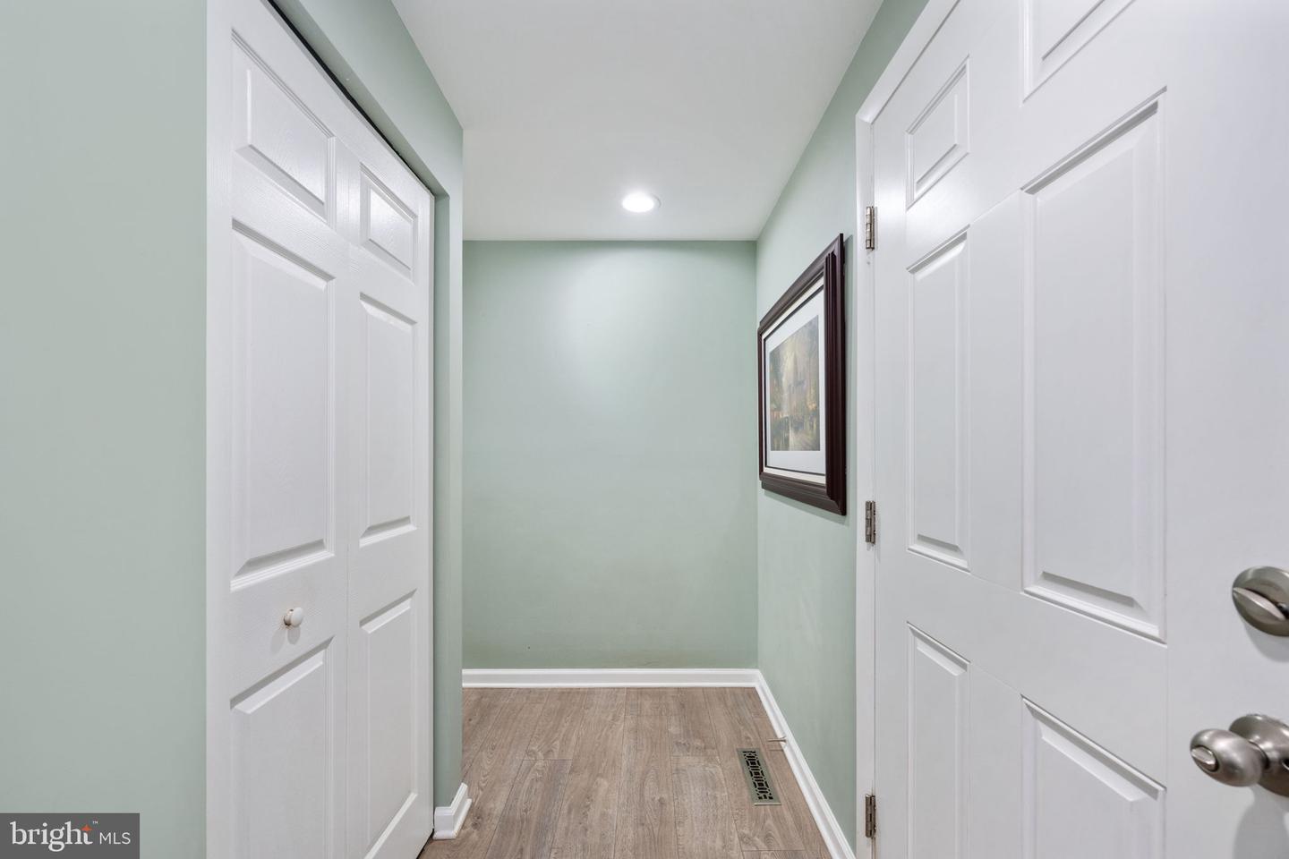 15 SAINT PATRICK ST, FREDERICKSBURG, Virginia 22407, 4 Bedrooms Bedrooms, 7 Rooms Rooms,2 BathroomsBathrooms,Residential,For sale,15 SAINT PATRICK ST,VASP2036466 MLS # VASP2036466