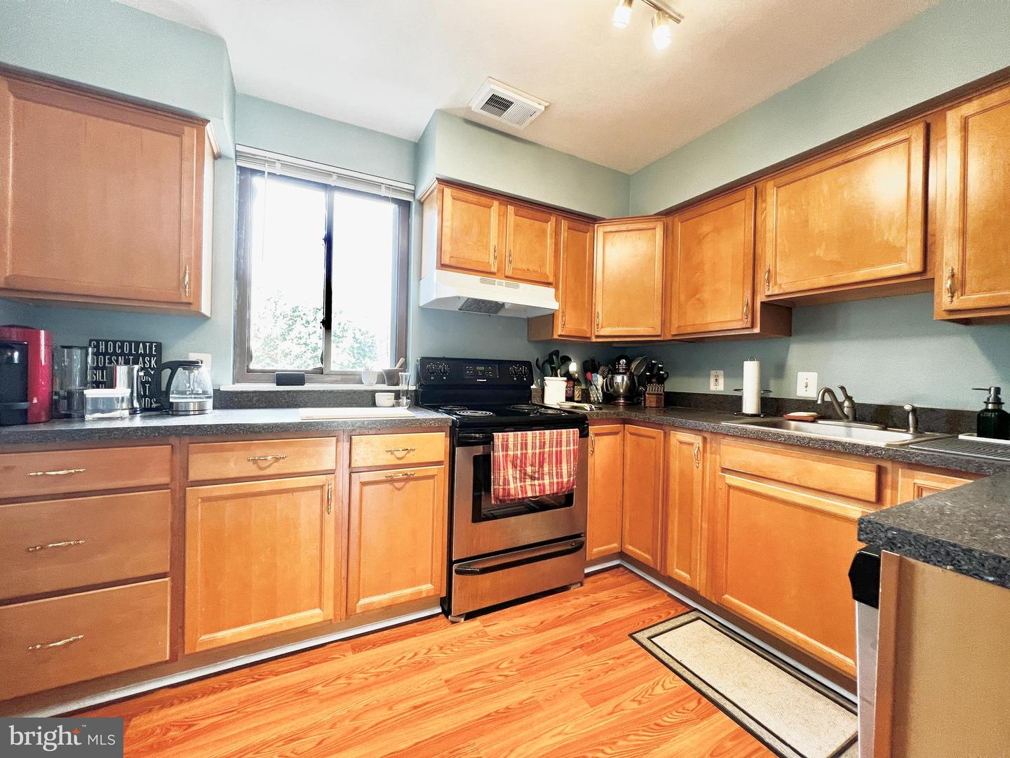 3143 HAWTHORNE DR NE #3143, WASHINGTON, District Of Columbia 20017, 2 Bedrooms Bedrooms, ,2 BathroomsBathrooms,Residential,For sale,3143 HAWTHORNE DR NE #3143,DCDC2224994 MLS # DCDC2224994