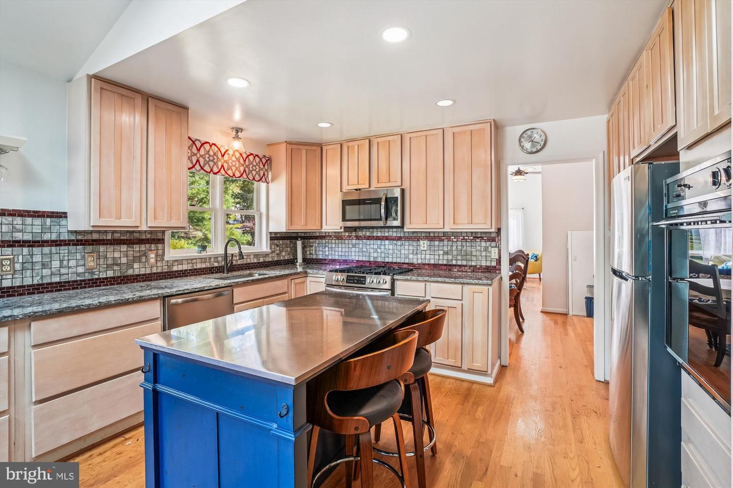 5850 ANTHONY DR, WOODBRIDGE, Virginia 22193, 3 Bedrooms Bedrooms, ,2 BathroomsBathrooms,Residential,For sale,5850 ANTHONY DR,VAPW2105740 MLS # VAPW2105740