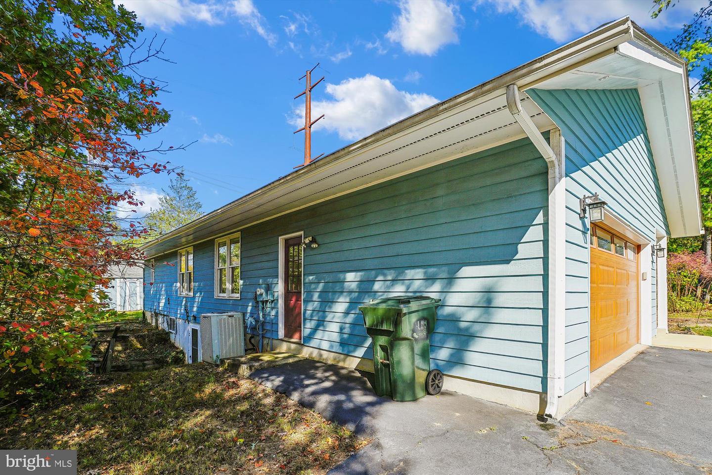 5850 ANTHONY DR, WOODBRIDGE, Virginia 22193, 3 Bedrooms Bedrooms, ,2 BathroomsBathrooms,Residential,For sale,5850 ANTHONY DR,VAPW2105740 MLS # VAPW2105740