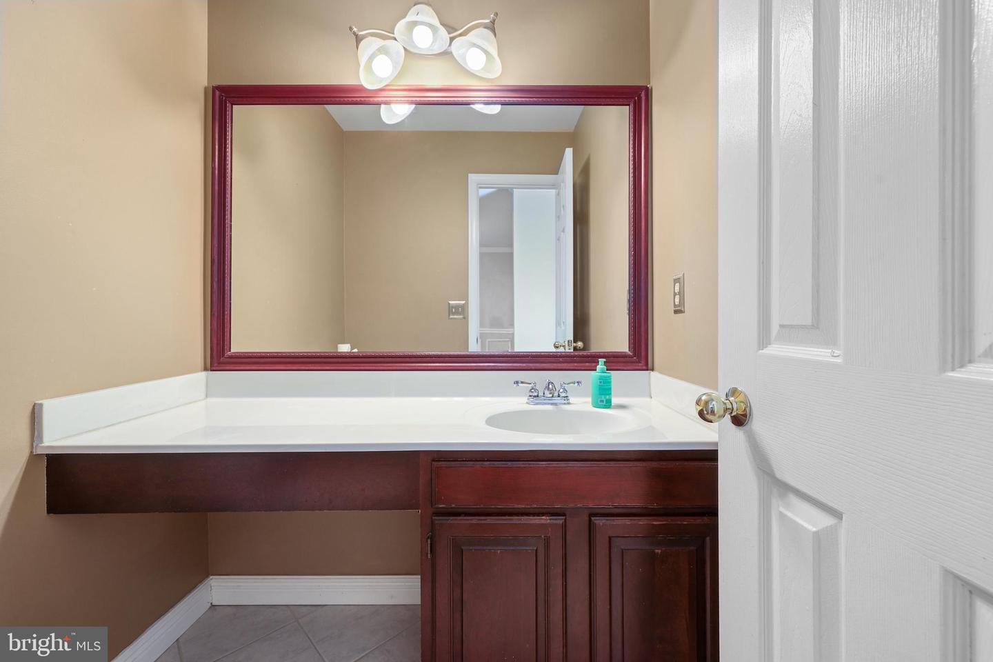 5127 WOODFIELD DR, CENTREVILLE, Virginia 20120, 4 Bedrooms Bedrooms, ,3 BathroomsBathrooms,Residential,For sale,5127 WOODFIELD DR,VAFX2274018 MLS # VAFX2274018