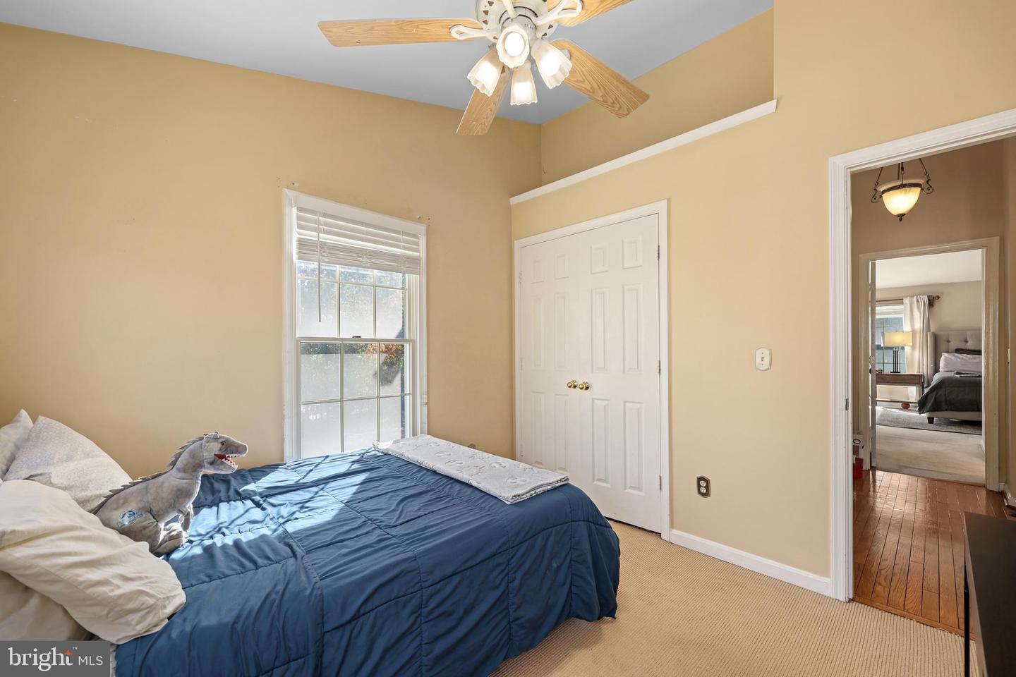 5127 WOODFIELD DR, CENTREVILLE, Virginia 20120, 4 Bedrooms Bedrooms, ,3 BathroomsBathrooms,Residential,For sale,5127 WOODFIELD DR,VAFX2274018 MLS # VAFX2274018