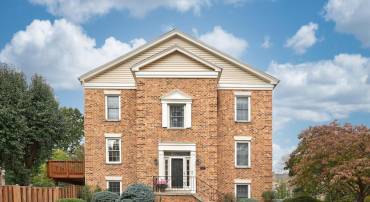 5127 WOODFIELD DR, CENTREVILLE, Virginia 20120, 4 Bedrooms Bedrooms, ,3 BathroomsBathrooms,Residential,For sale,5127 WOODFIELD DR,VAFX2274018 MLS # VAFX2274018