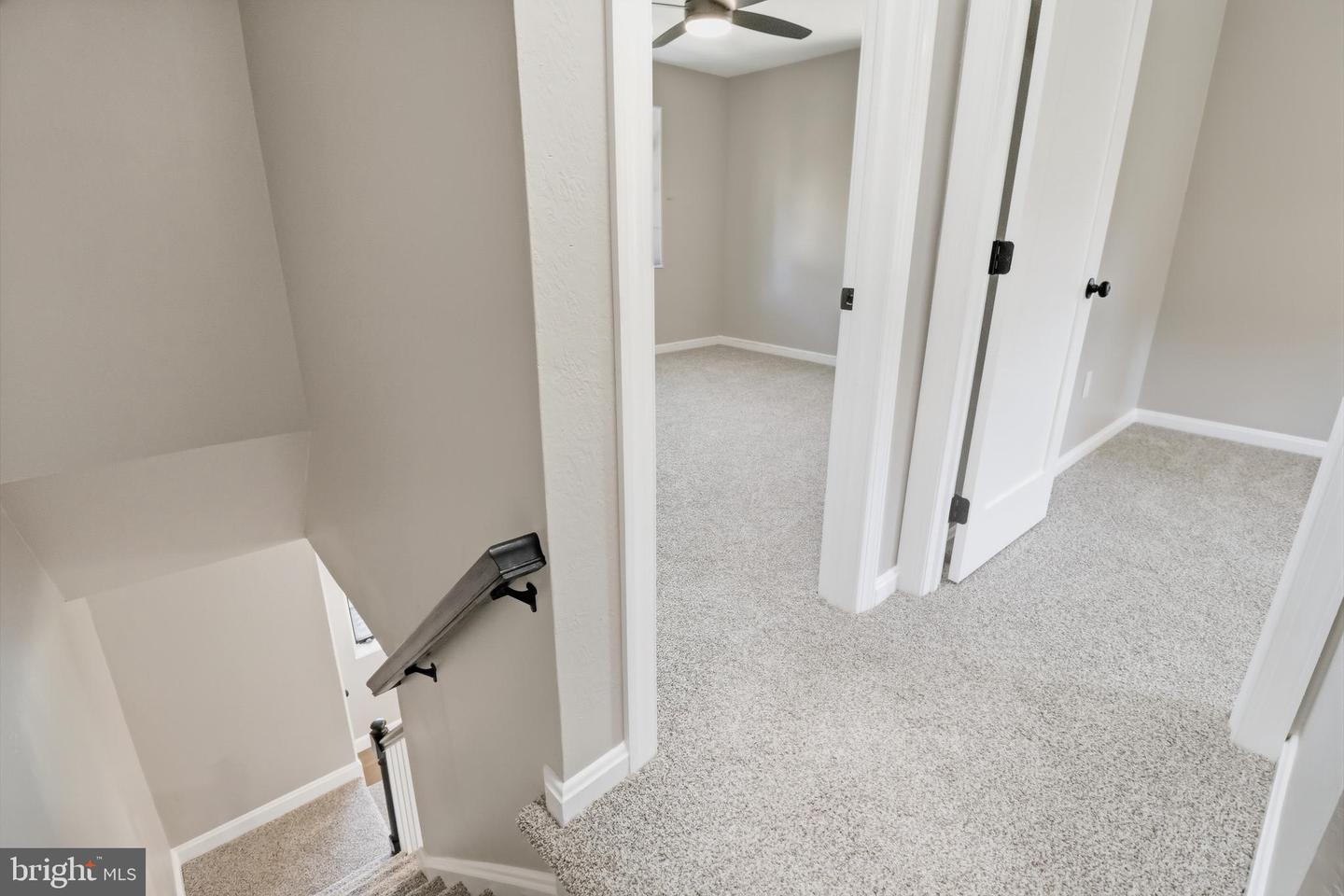 2101 ARLINGTON TER, ALEXANDRIA, Virginia 22303, 2 Bedrooms Bedrooms, ,1 BathroomBathrooms,Residential,For sale,2101 ARLINGTON TER,VAFX2274244 MLS # VAFX2274244