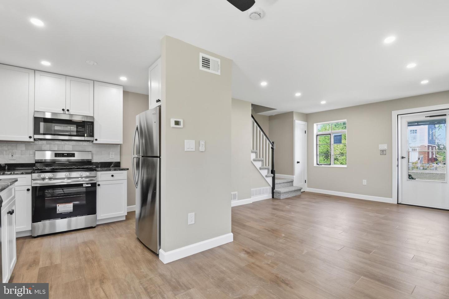 2101 ARLINGTON TER, ALEXANDRIA, Virginia 22303, 2 Bedrooms Bedrooms, ,1 BathroomBathrooms,Residential,For sale,2101 ARLINGTON TER,VAFX2274244 MLS # VAFX2274244