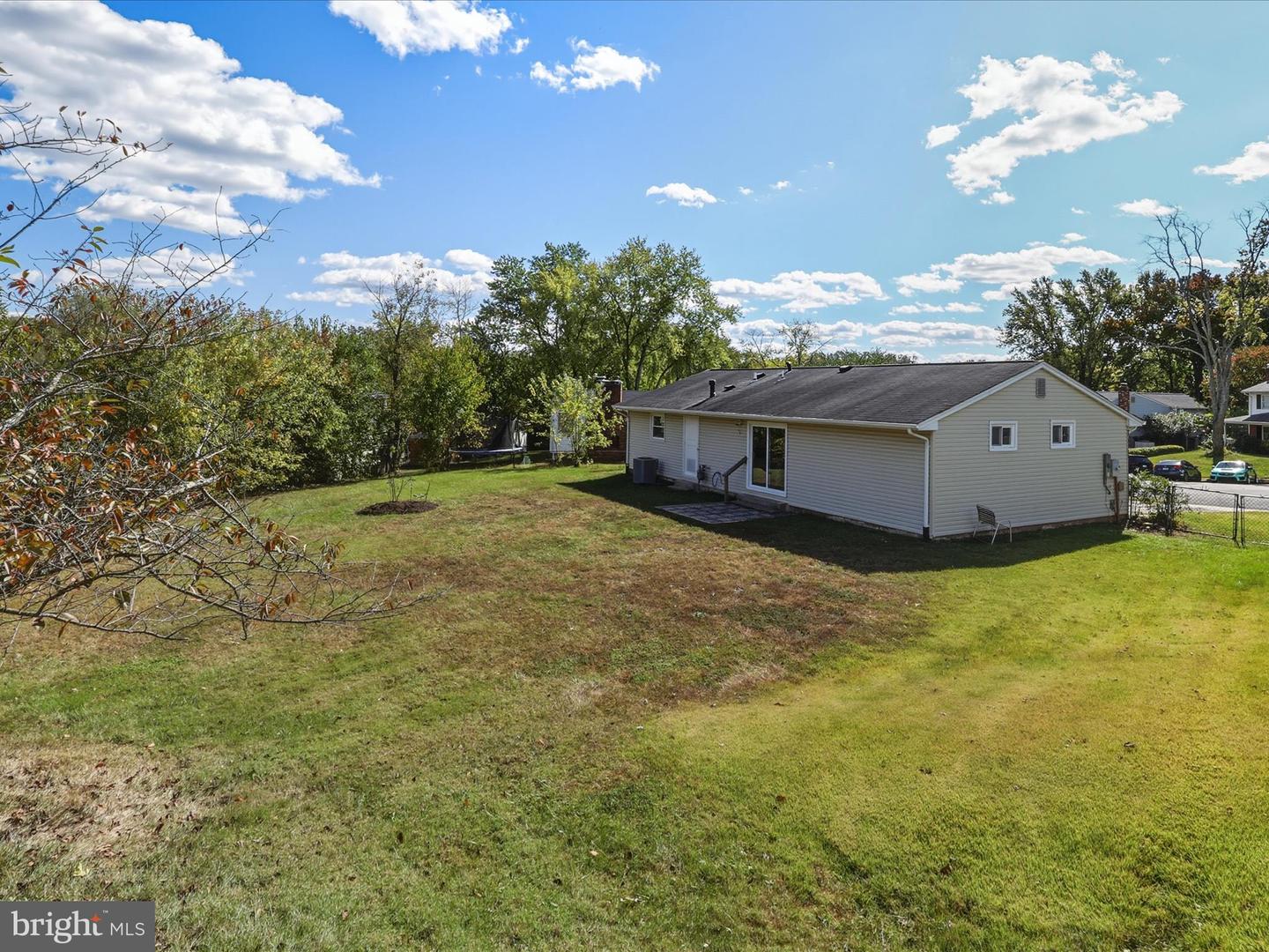 13203 HAMPSHIRE CT, WOODBRIDGE, Virginia 22193, 3 Bedrooms Bedrooms, ,1 BathroomBathrooms,Residential,For sale,13203 HAMPSHIRE CT,VAPW2106020 MLS # VAPW2106020