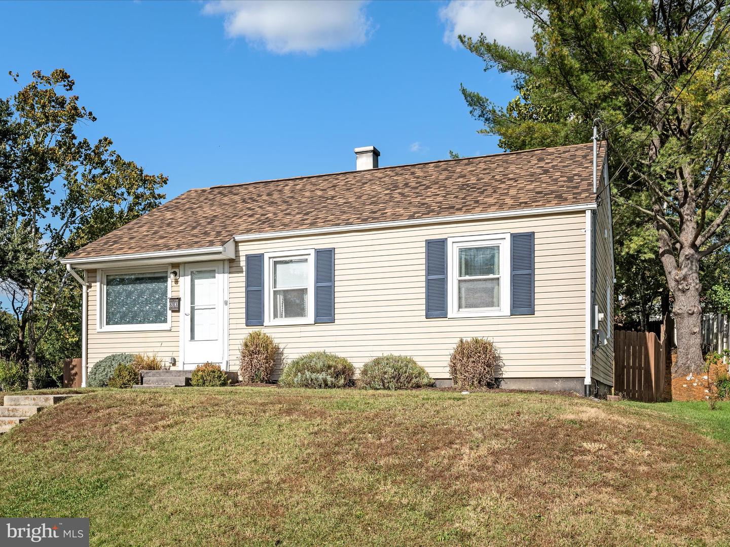 813 W 14TH ST, FRONT ROYAL, Virginia 22630, 3 Bedrooms Bedrooms, ,1 BathroomBathrooms,Residential,For sale,813 W 14TH ST,VAWR2012600 MLS # VAWR2012600 813 W 14TH ST, FRONT ROYAL, Virginia 22630, 3 Bedrooms Bedrooms, ,1 BathroomBathrooms,Residential,For sale,813 W 14TH ST,VAWR2012600 MLS # VAWR2012600