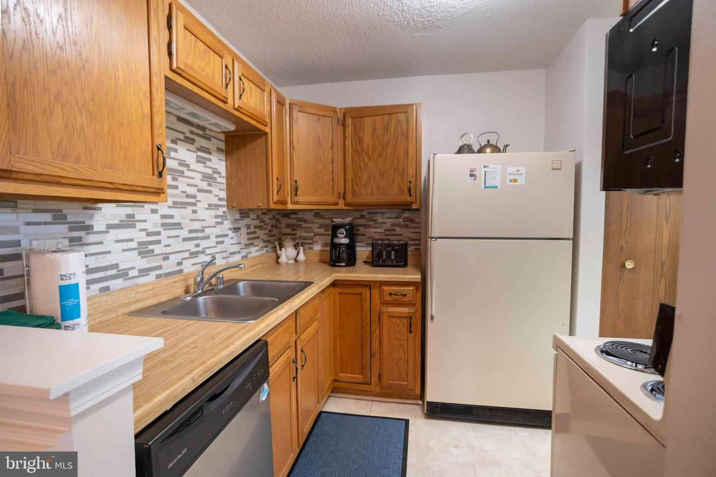547-B KING ST #17B, BASYE, Virginia 22810, 4 Bedrooms Bedrooms, 7 Rooms Rooms,4 BathroomsBathrooms,Residential,For sale,547-B KING ST #17B,VASH2012832 MLS # VASH2012832