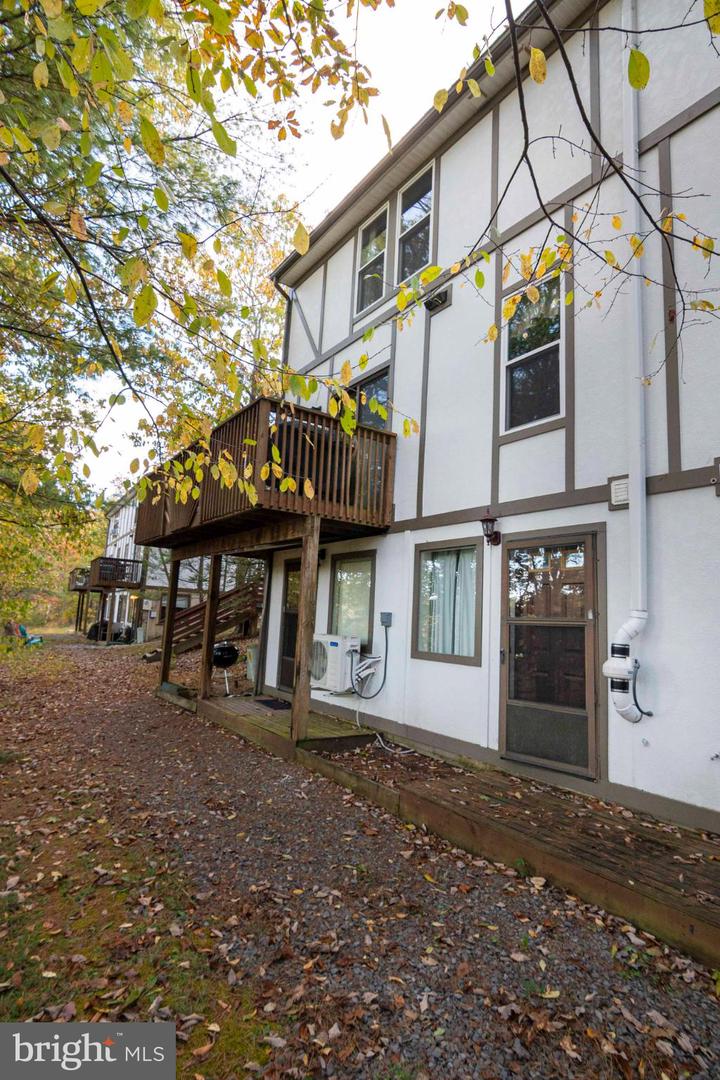 547-B KING ST #17B, BASYE, Virginia 22810, 4 Bedrooms Bedrooms, 7 Rooms Rooms,4 BathroomsBathrooms,Residential,For sale,547-B KING ST #17B,VASH2012832 MLS # VASH2012832