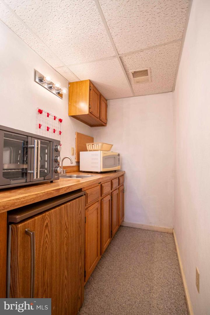 547-B KING ST #17B, BASYE, Virginia 22810, 4 Bedrooms Bedrooms, 7 Rooms Rooms,4 BathroomsBathrooms,Residential,For sale,547-B KING ST #17B,VASH2012832 MLS # VASH2012832