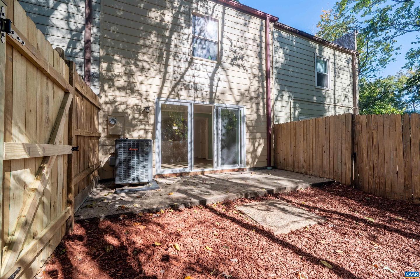 1586 GARDEN CT, CHARLOTTESVILLE, Virginia 22901, 2 Bedrooms Bedrooms, ,2 BathroomsBathrooms,Residential,For sale,1586 GARDEN CT,670296 MLS # 670296 1586 GARDEN CT, CHARLOTTESVILLE, Virginia 22901, 2 Bedrooms Bedrooms, ,2 BathroomsBathrooms,Residential,For sale,1586 GARDEN CT,670296 MLS # 670296