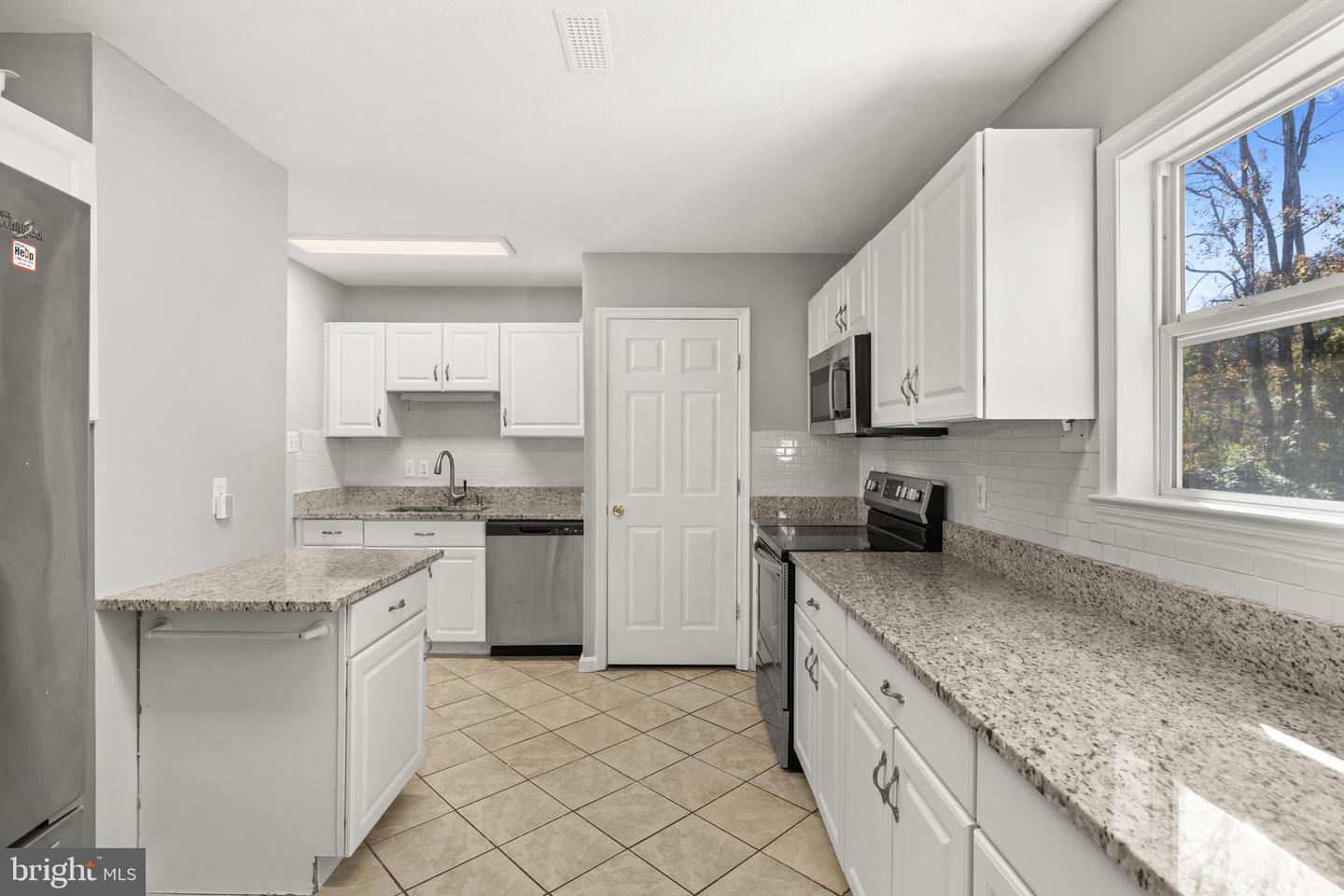 11206 OLD LEAVELLS RD, FREDERICKSBURG, Virginia 22407, 3 Bedrooms Bedrooms, ,2 BathroomsBathrooms,Residential,For sale,11206 OLD LEAVELLS RD,VASP2037148 MLS # VASP2037148 11206 OLD LEAVELLS RD, FREDERICKSBURG, Virginia 22407, 3 Bedrooms Bedrooms, ,2 BathroomsBathrooms,Residential,For sale,11206 OLD LEAVELLS RD,VASP2037148 MLS # VASP2037148