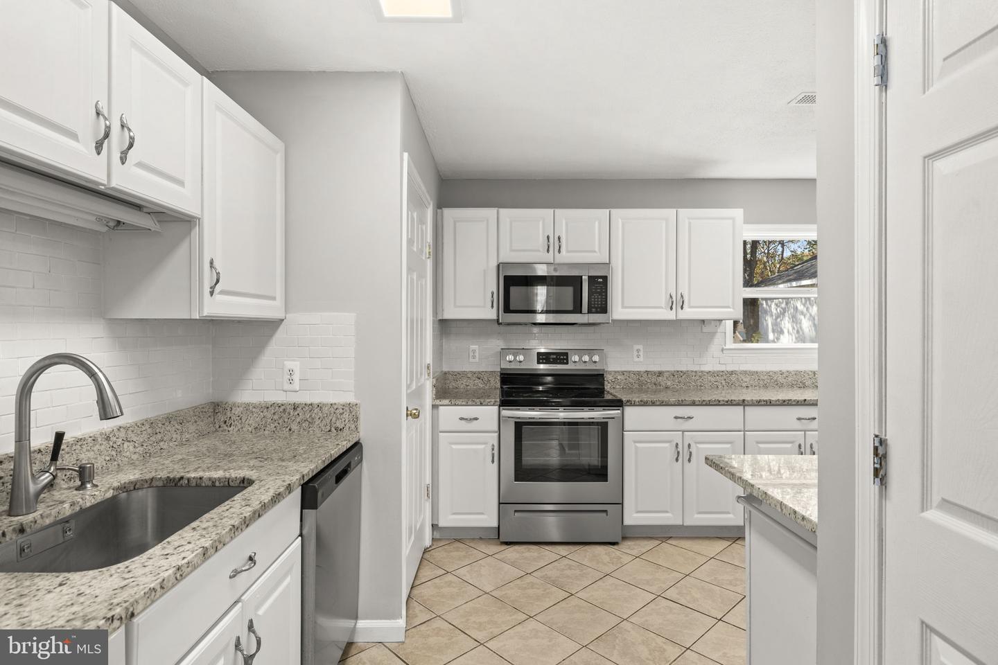 11206 OLD LEAVELLS RD, FREDERICKSBURG, Virginia 22407, 3 Bedrooms Bedrooms, ,2 BathroomsBathrooms,Residential,For sale,11206 OLD LEAVELLS RD,VASP2037148 MLS # VASP2037148 11206 OLD LEAVELLS RD, FREDERICKSBURG, Virginia 22407, 3 Bedrooms Bedrooms, ,2 BathroomsBathrooms,Residential,For sale,11206 OLD LEAVELLS RD,VASP2037148 MLS # VASP2037148