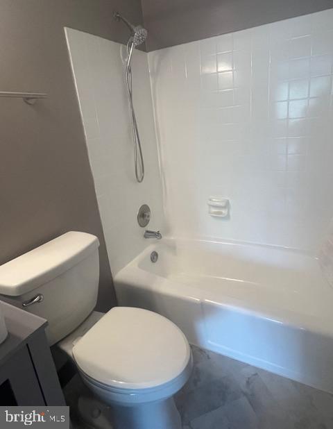 5340 HOLMES RUN PKWY #405, ALEXANDRIA, Virginia 22304, 3 Bedrooms Bedrooms, ,2 BathroomsBathrooms,Residential,For sale,5340 HOLMES RUN PKWY #405,VAAX2051126 MLS # VAAX2051126