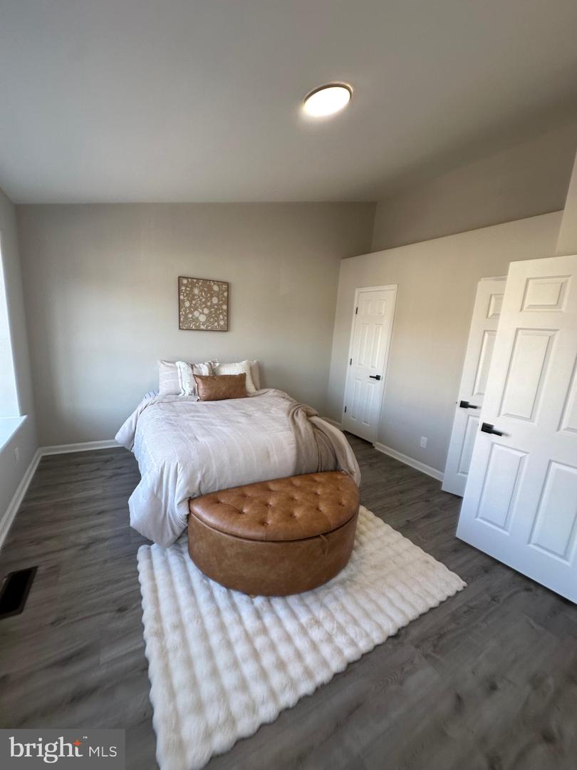 8205 CROSSBROOK CT #201, LORTON, Virginia 22079, 2 Bedrooms Bedrooms, ,1 BathroomBathrooms,Residential,For sale,8205 CROSSBROOK CT #201,VAFX2275818 MLS # VAFX2275818