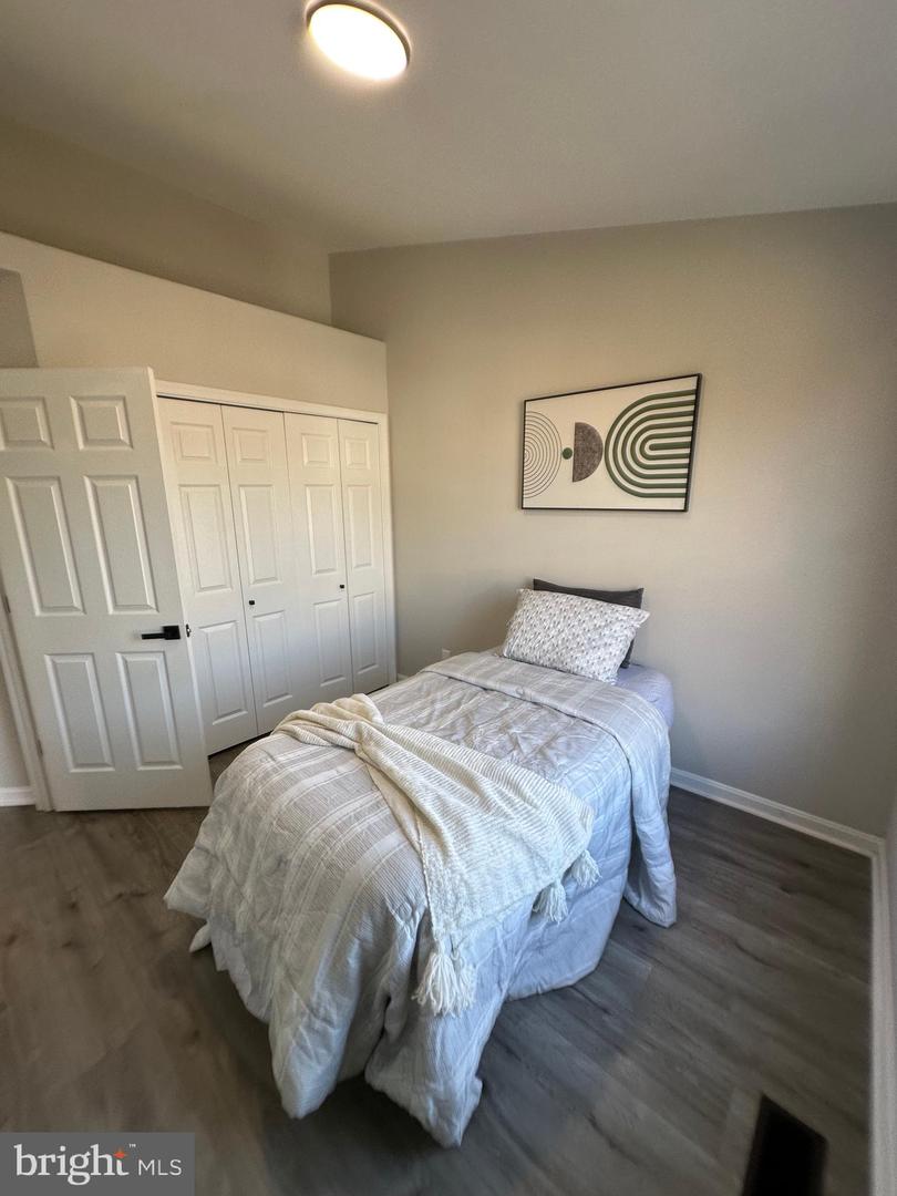 8205 CROSSBROOK CT #201, LORTON, Virginia 22079, 2 Bedrooms Bedrooms, ,1 BathroomBathrooms,Residential,For sale,8205 CROSSBROOK CT #201,VAFX2275818 MLS # VAFX2275818