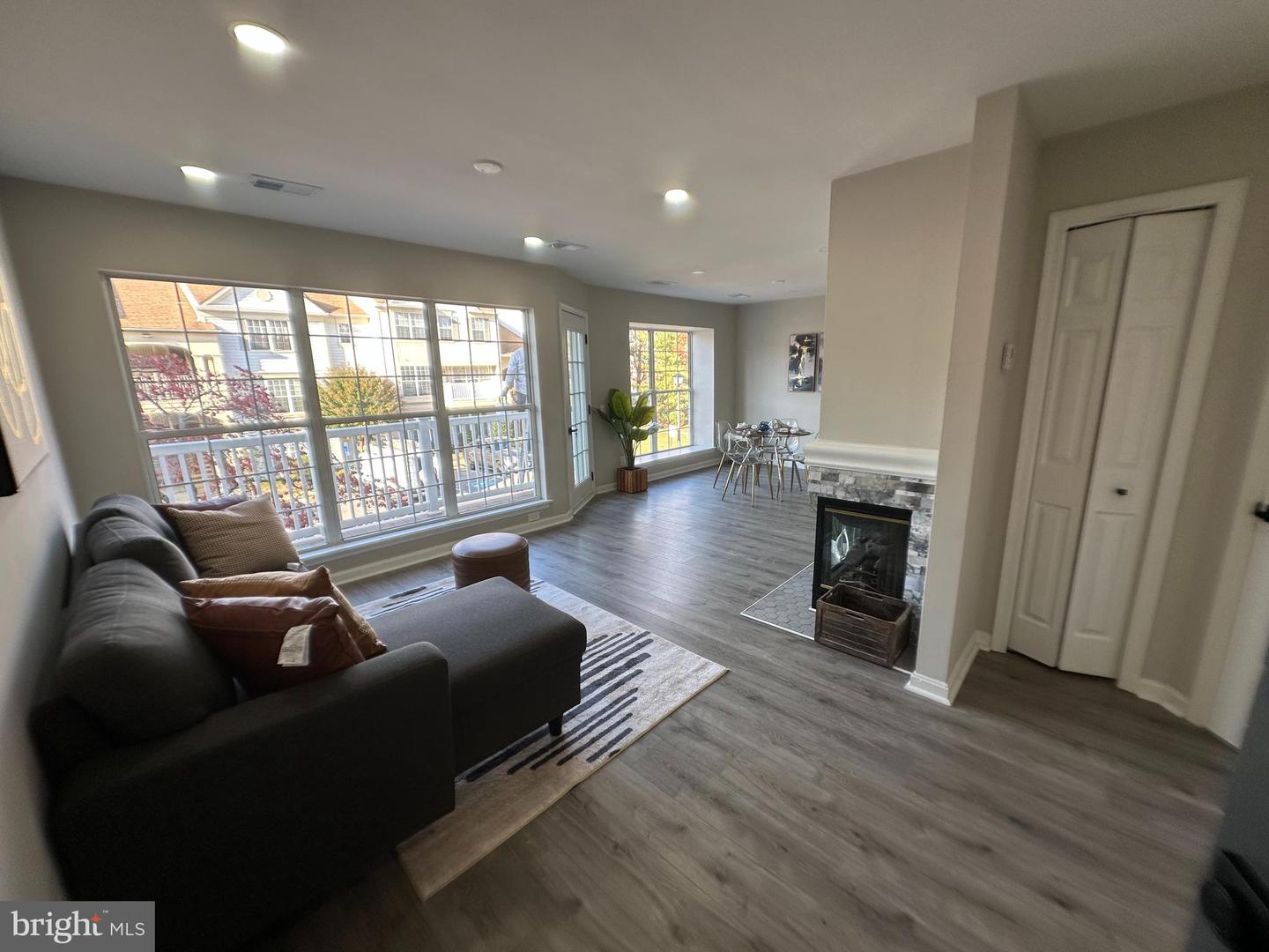 8205 CROSSBROOK CT #201, LORTON, Virginia 22079, 2 Bedrooms Bedrooms, ,1 BathroomBathrooms,Residential,For sale,8205 CROSSBROOK CT #201,VAFX2275818 MLS # VAFX2275818